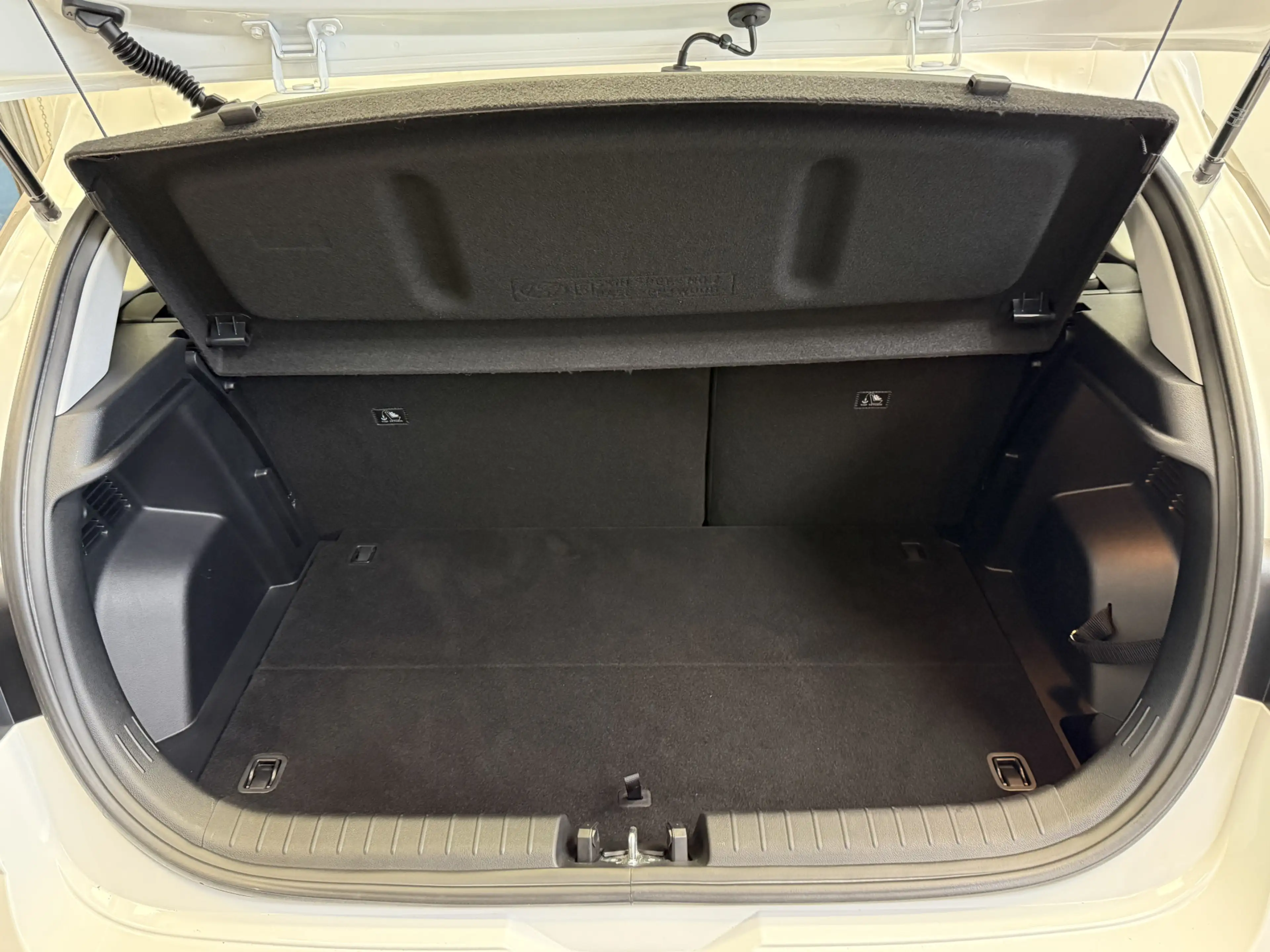 Hyundai i20 1.2 MPI i-Motion NAVI-CAMERA-LANE ASSIST-CRUISE CO — photo 37