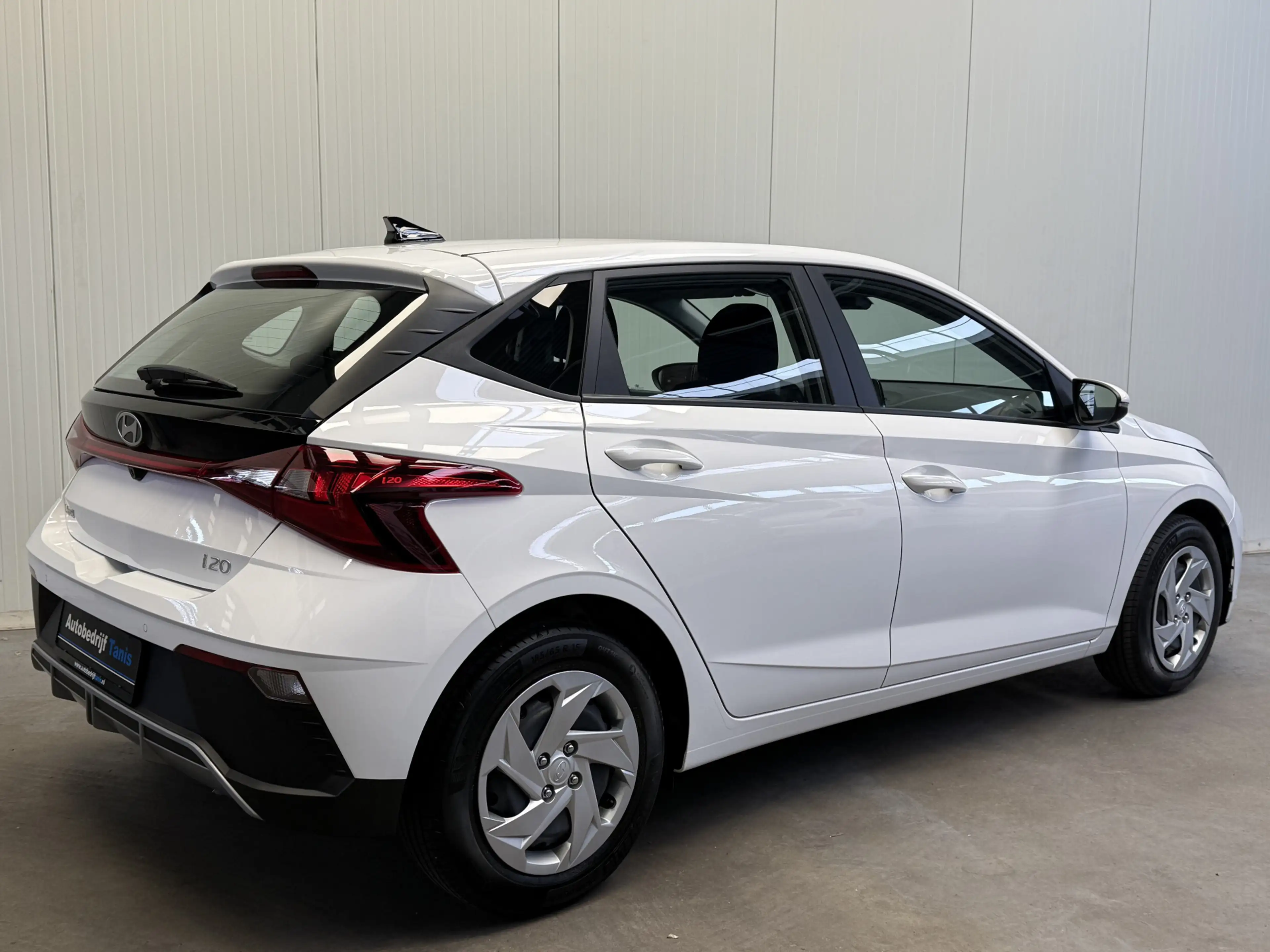 Hyundai i20 1.2 MPI i-Motion NAVI-CAMERA-LANE ASSIST-CRUISE CO — photo 2