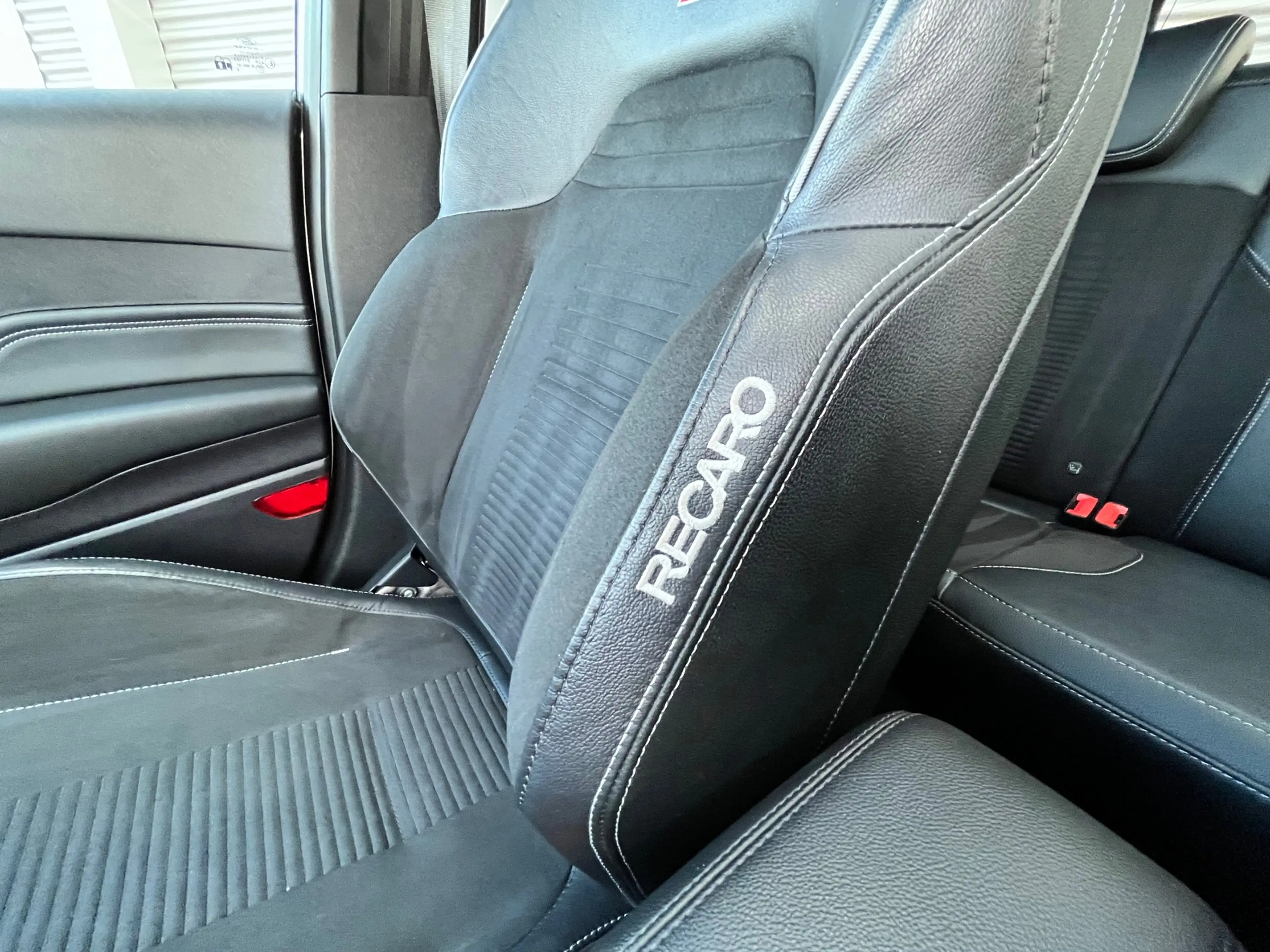 Ford Fiesta 1.5 ST-3 200PK! Panodak,Recaro,Navi,Clima,Cruise,C — photo 45