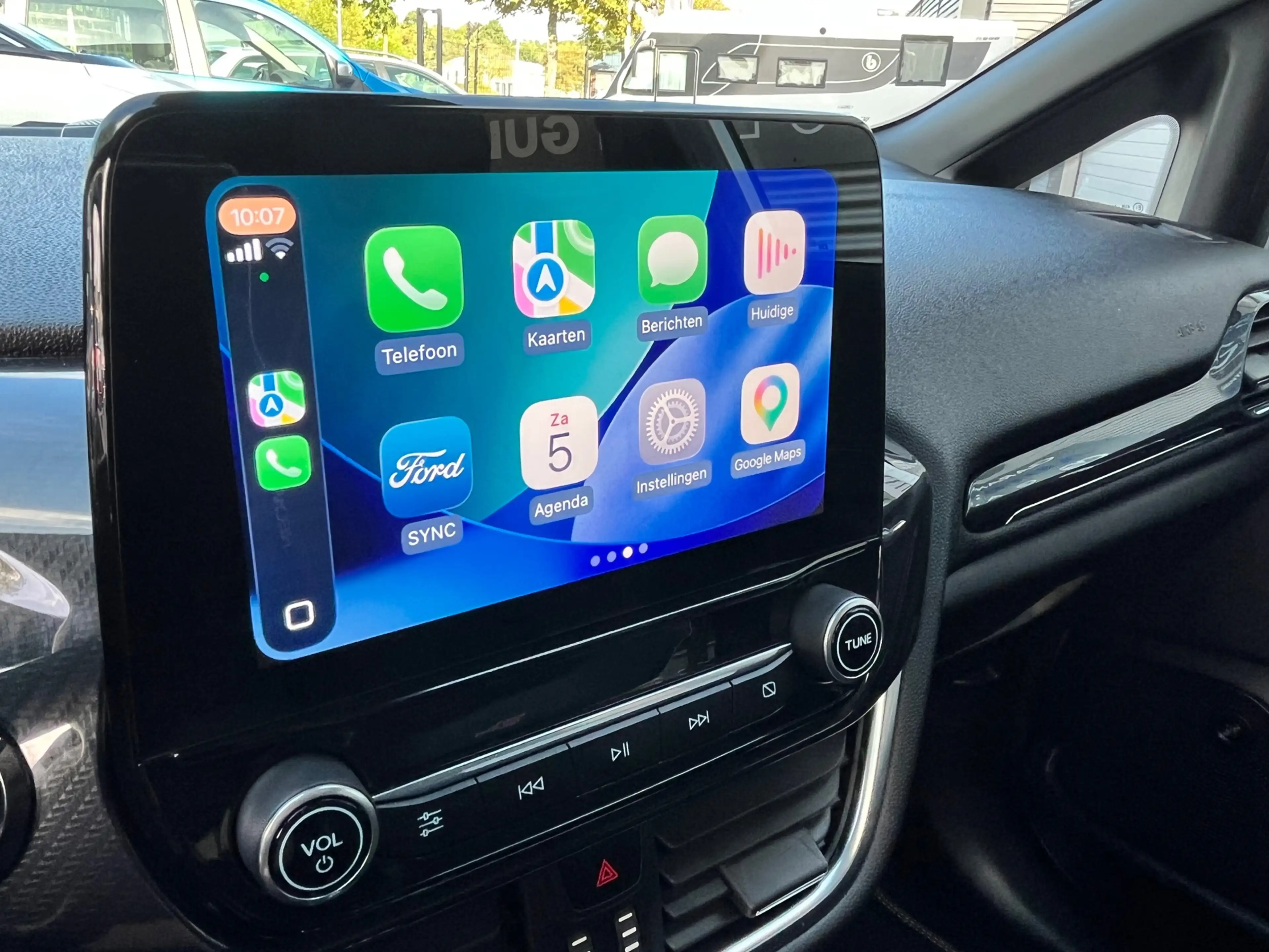 Ford Fiesta 1.5 ST-3 200PK! Panodak,Recaro,Navi,Clima,Cruise,C — photo 27