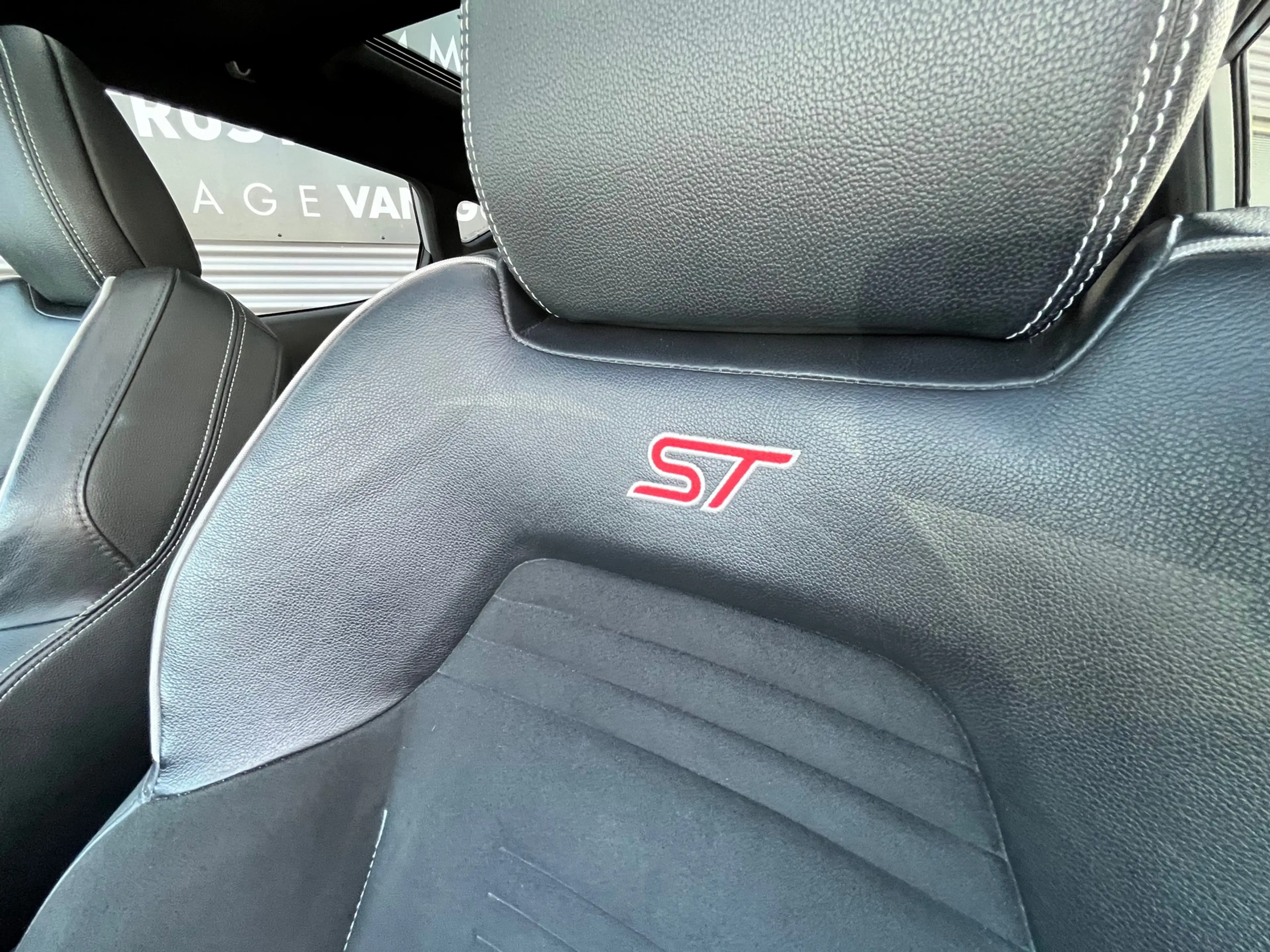 Ford Fiesta 1.5 ST-3 200PK! Panodak,Recaro,Navi,Clima,Cruise,C — photo 44