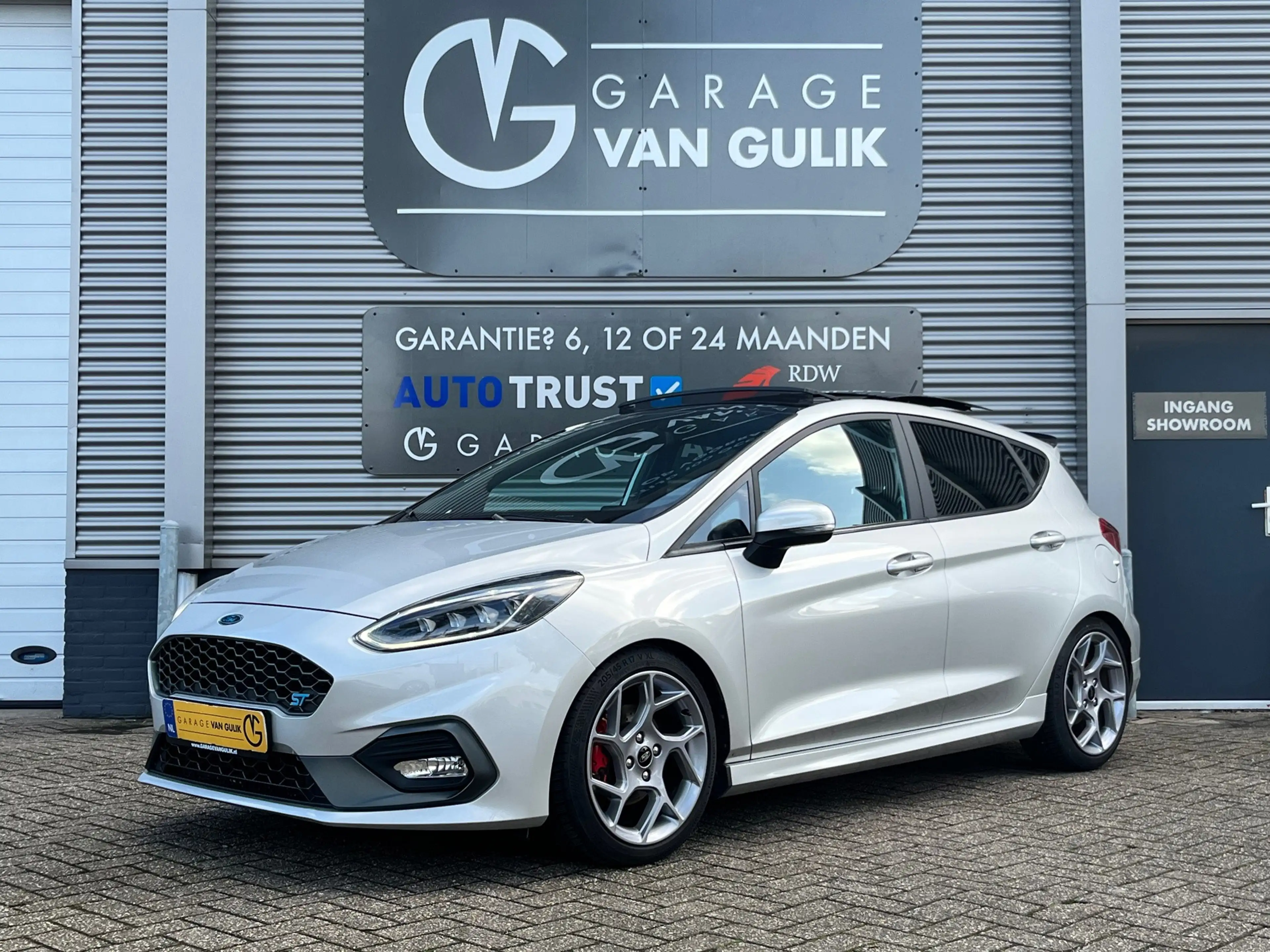 Ford Fiesta 1.5 ST-3 200PK! Panodak,Recaro,Navi,Clima,Cruise,C
