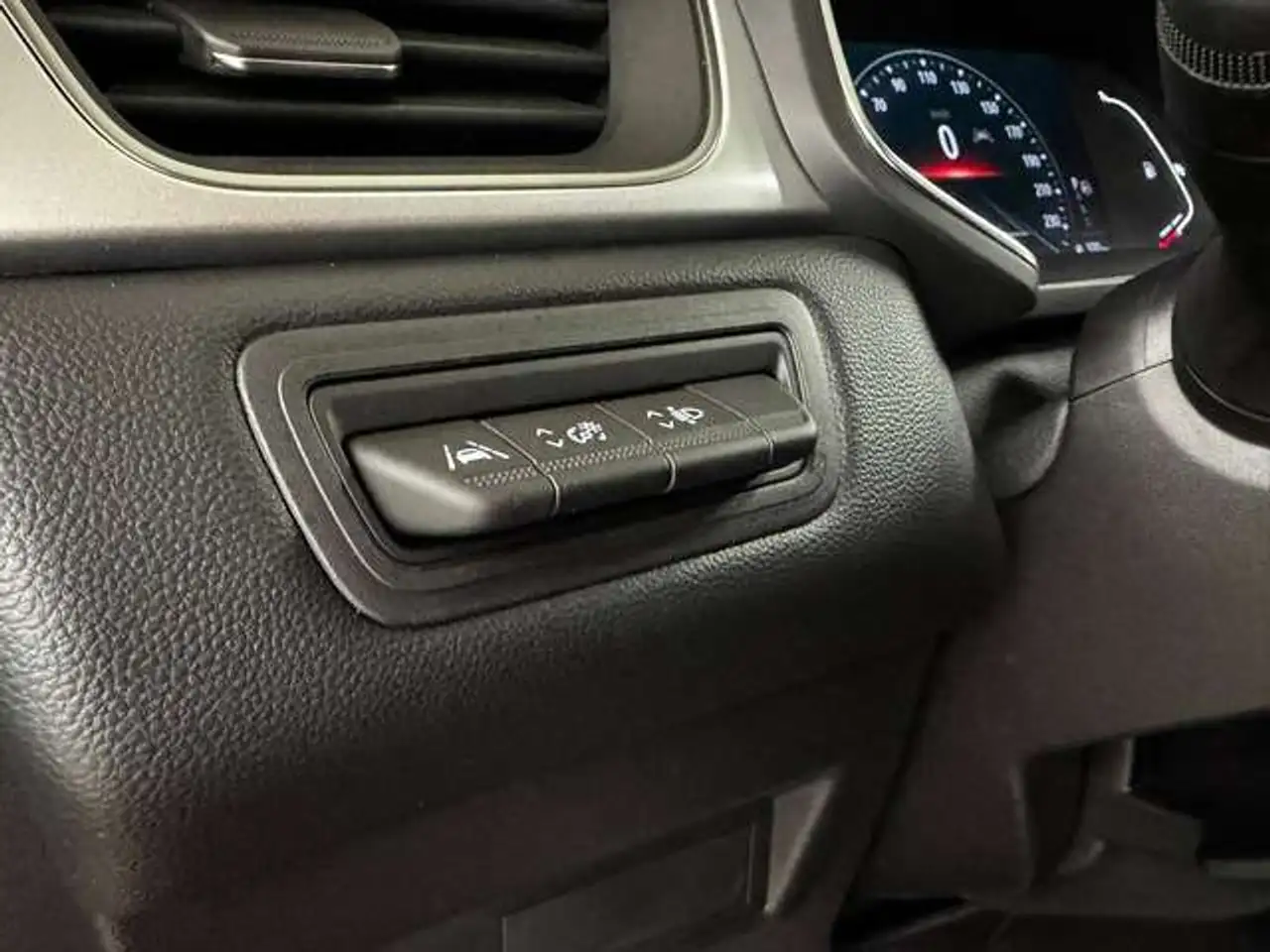 Renault Captur — photo 11