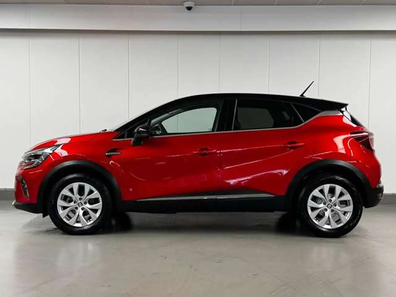 Renault Captur — photo 2