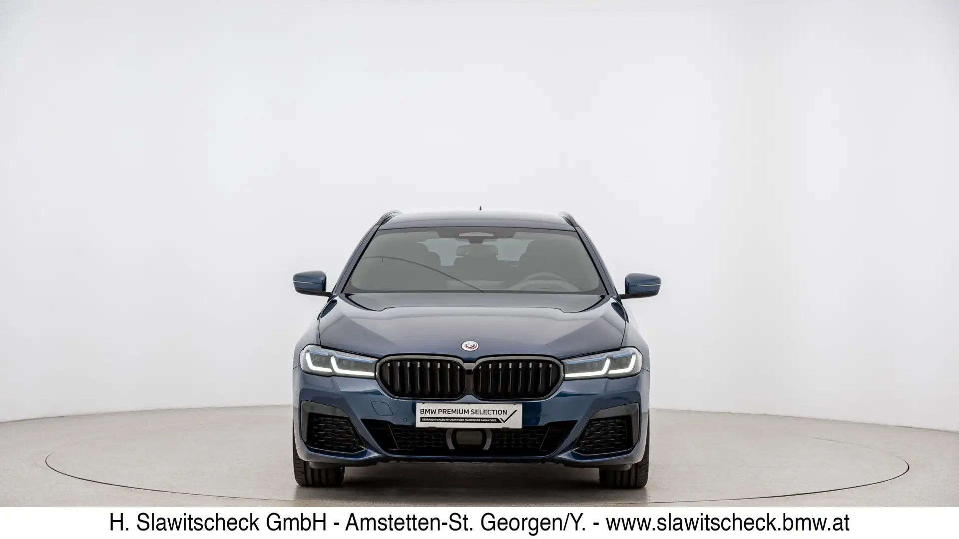 BMW 520 d xDrive G31 Blau - 2