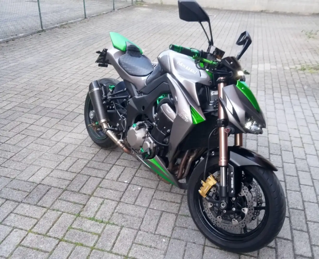 Kawasaki Z 1000 zelena - 1