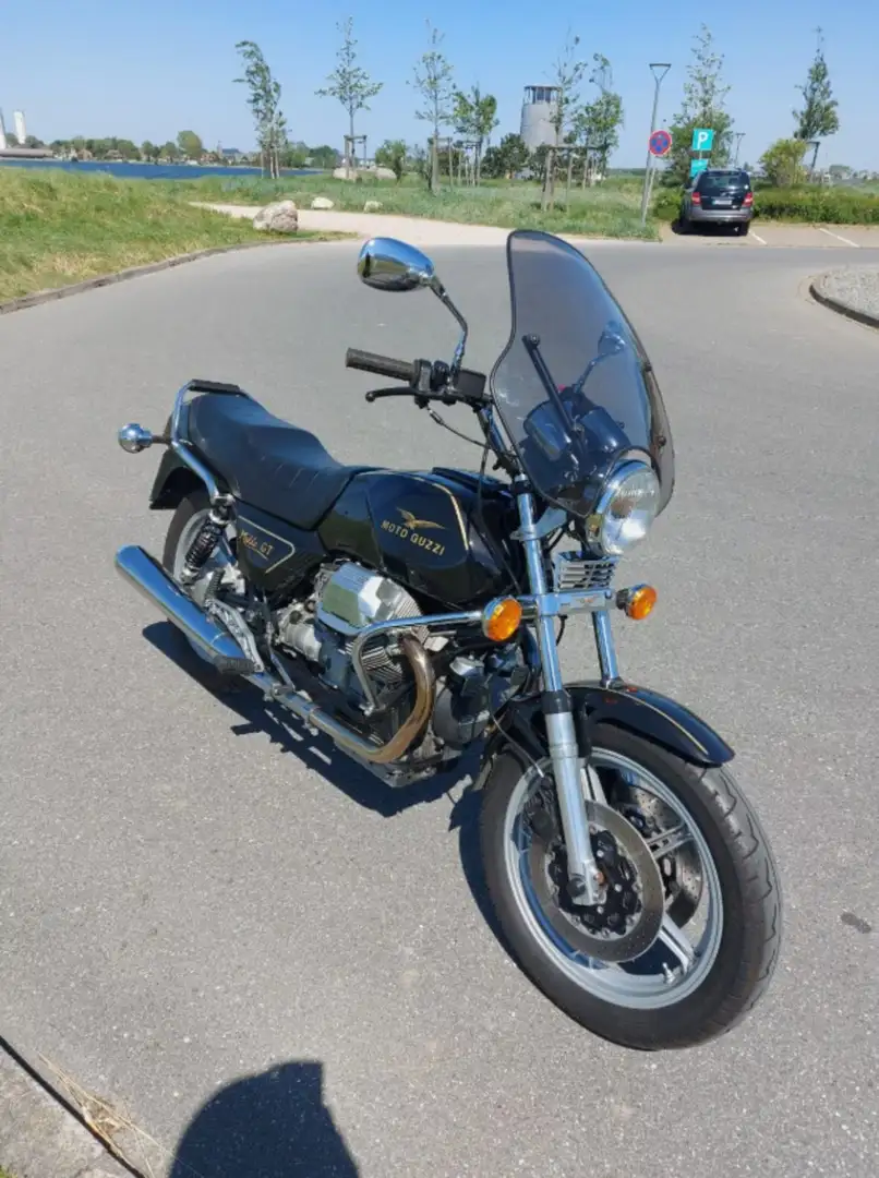 Moto Guzzi Mille GT Schwarz - 2