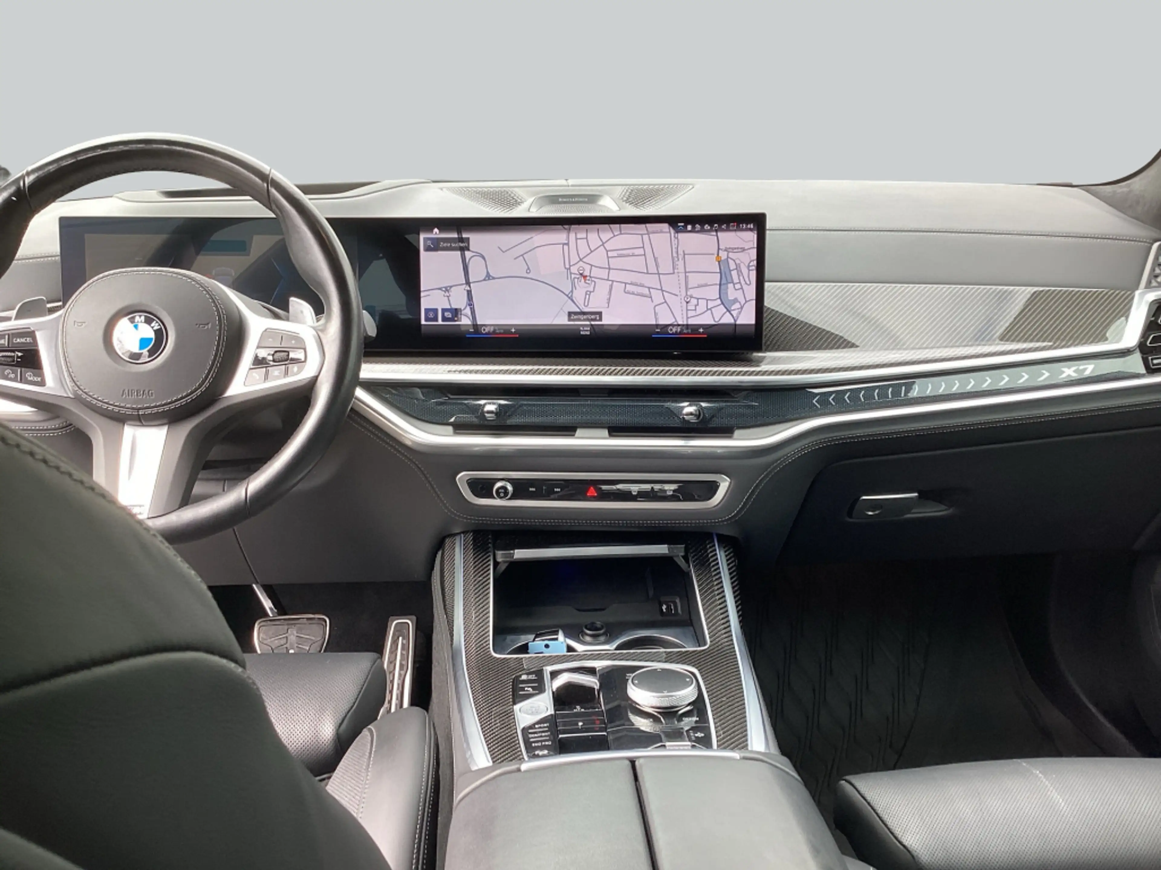 BMW X7 xDrive40d SHZ* AHK* Standheizung* — photo 15