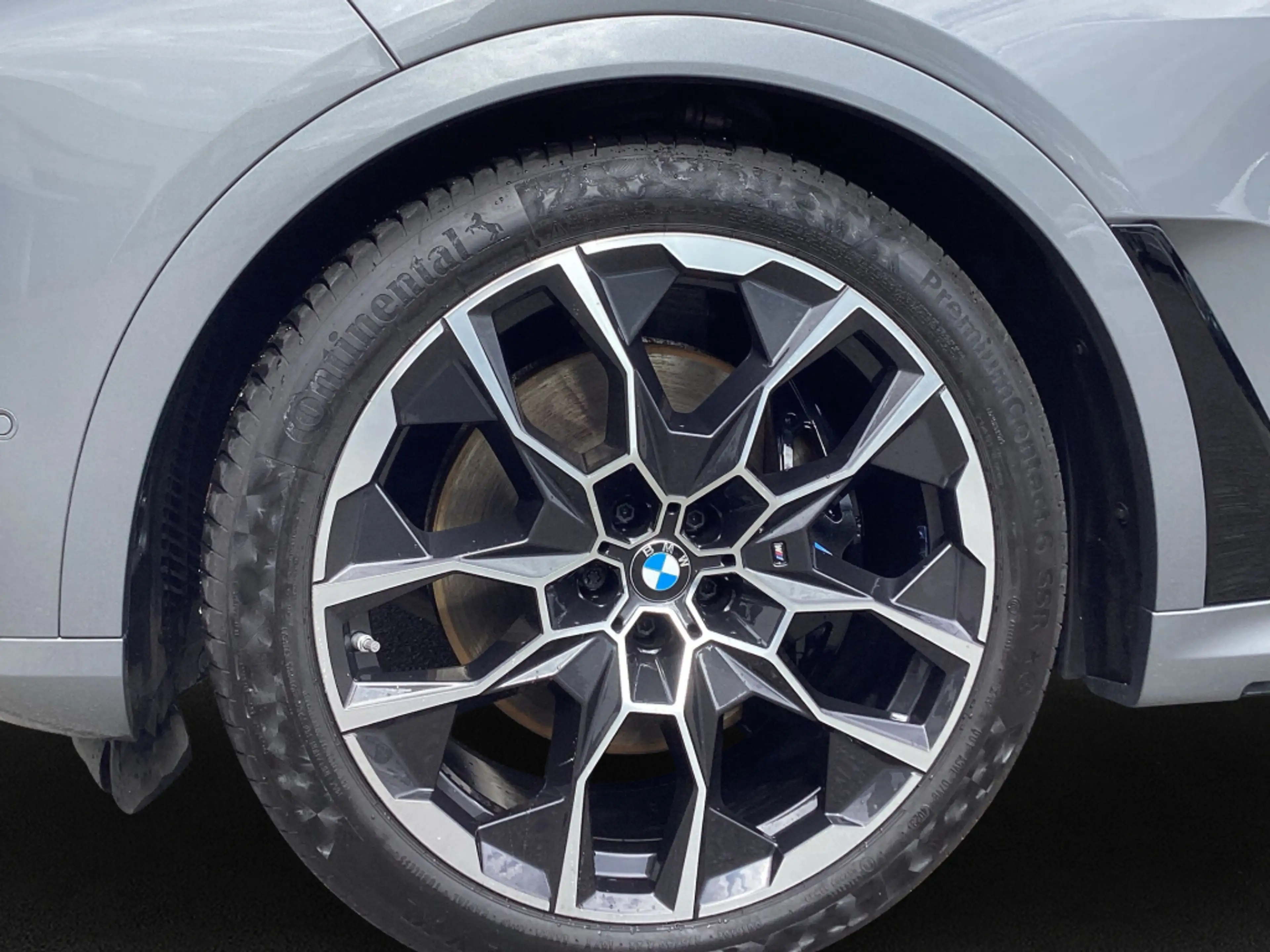 BMW X7 xDrive40d SHZ* AHK* Standheizung* — photo 8