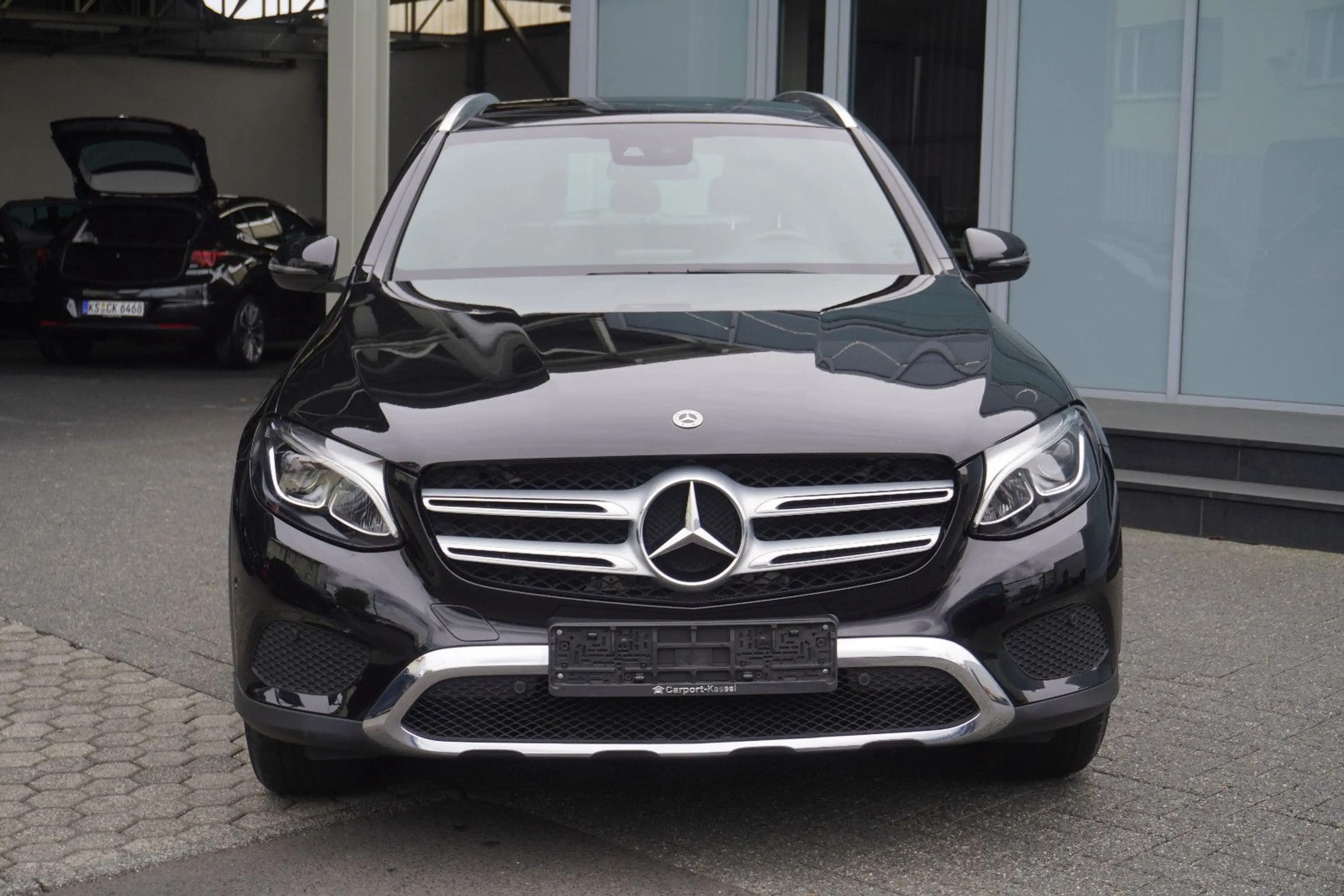 Mercedes-Benz GLC 250 d AMG Luxury 4M Pano/AHK/LED — photo 2
