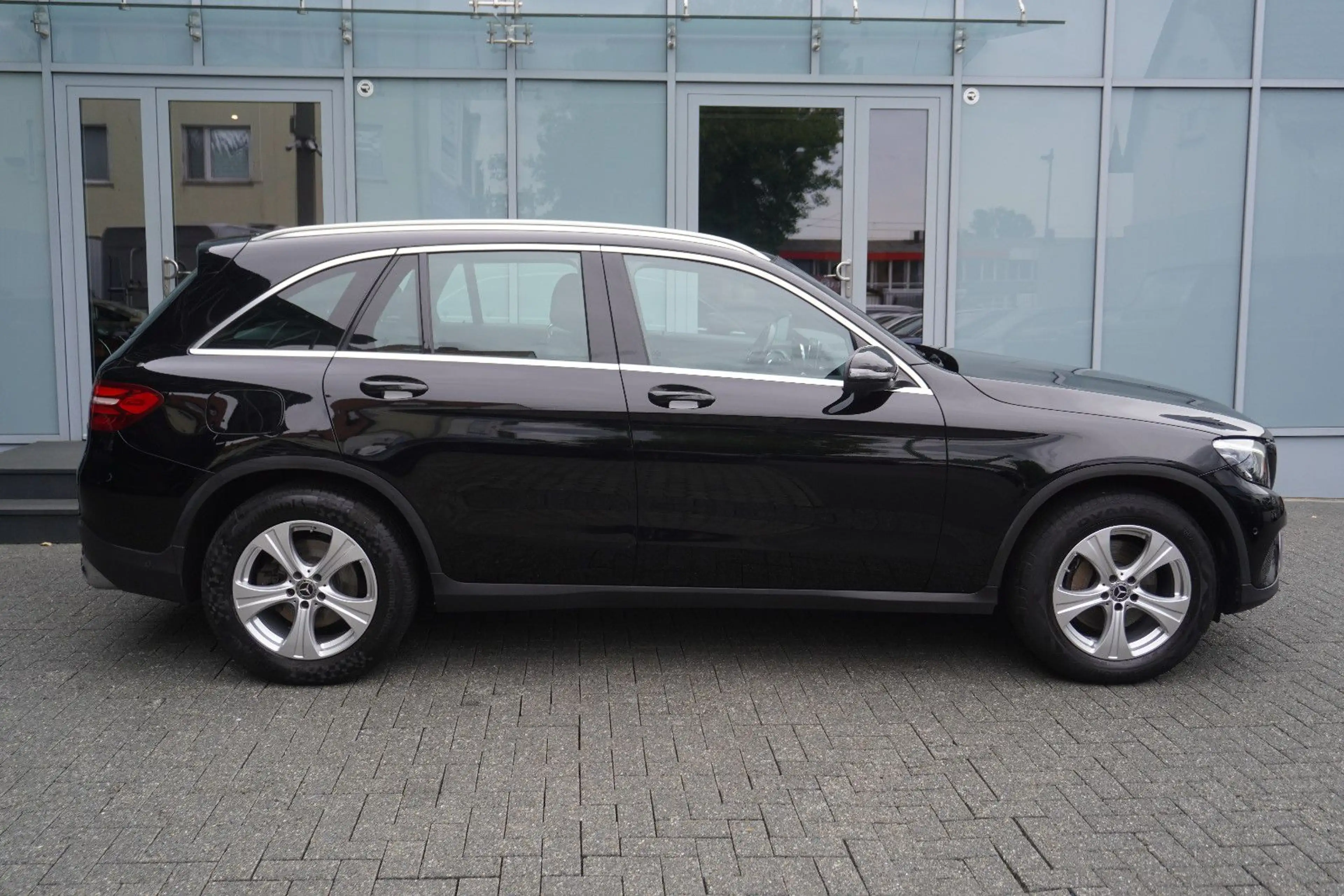 Mercedes-Benz GLC 250 d AMG Luxury 4M Pano/AHK/LED — photo 7