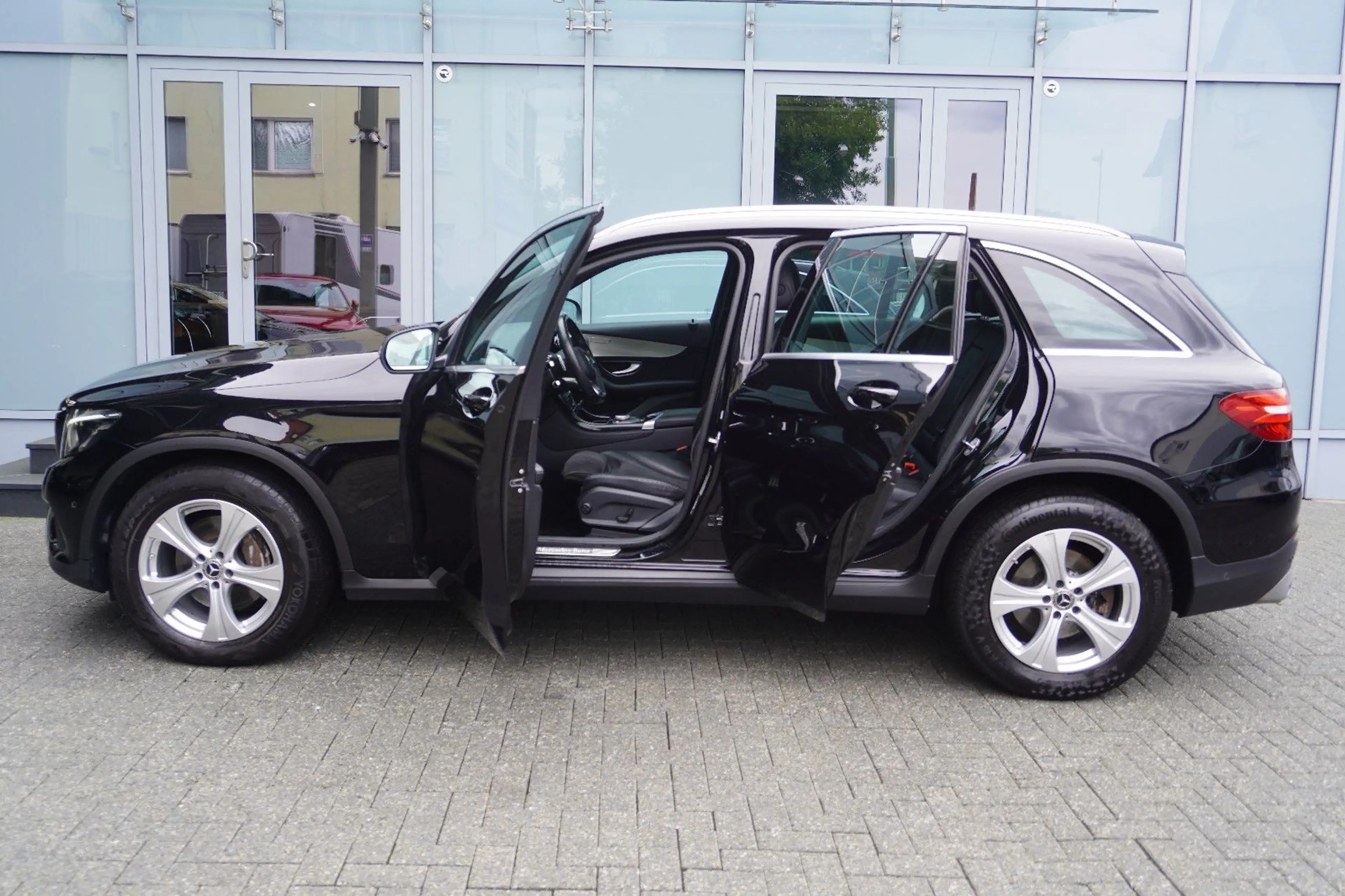 Mercedes-Benz GLC 250 d AMG Luxury 4M Pano/AHK/LED — photo 10