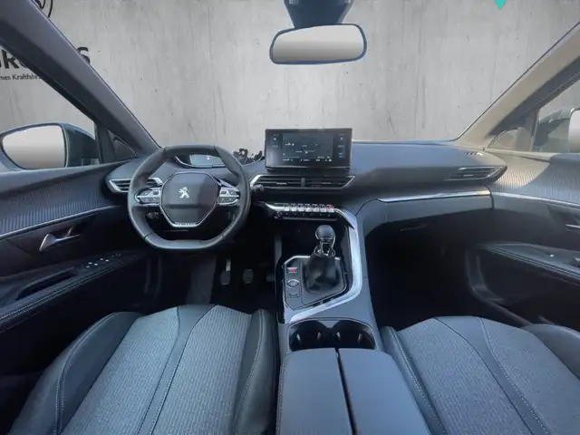Peugeot 5008 view 12
