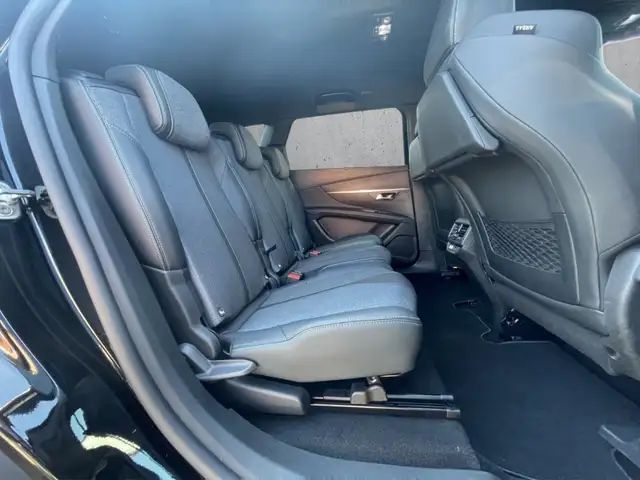 Peugeot 5008 view 14