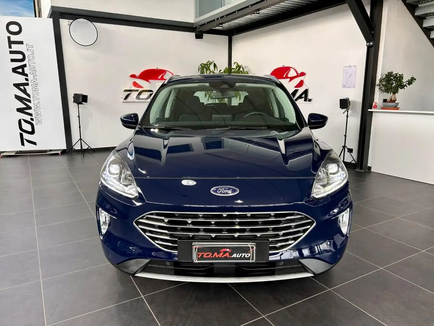 Ford Kuga 1.5 EcoBlue 120 CV 2WD Titanium Business Blu/Azzurro - 2