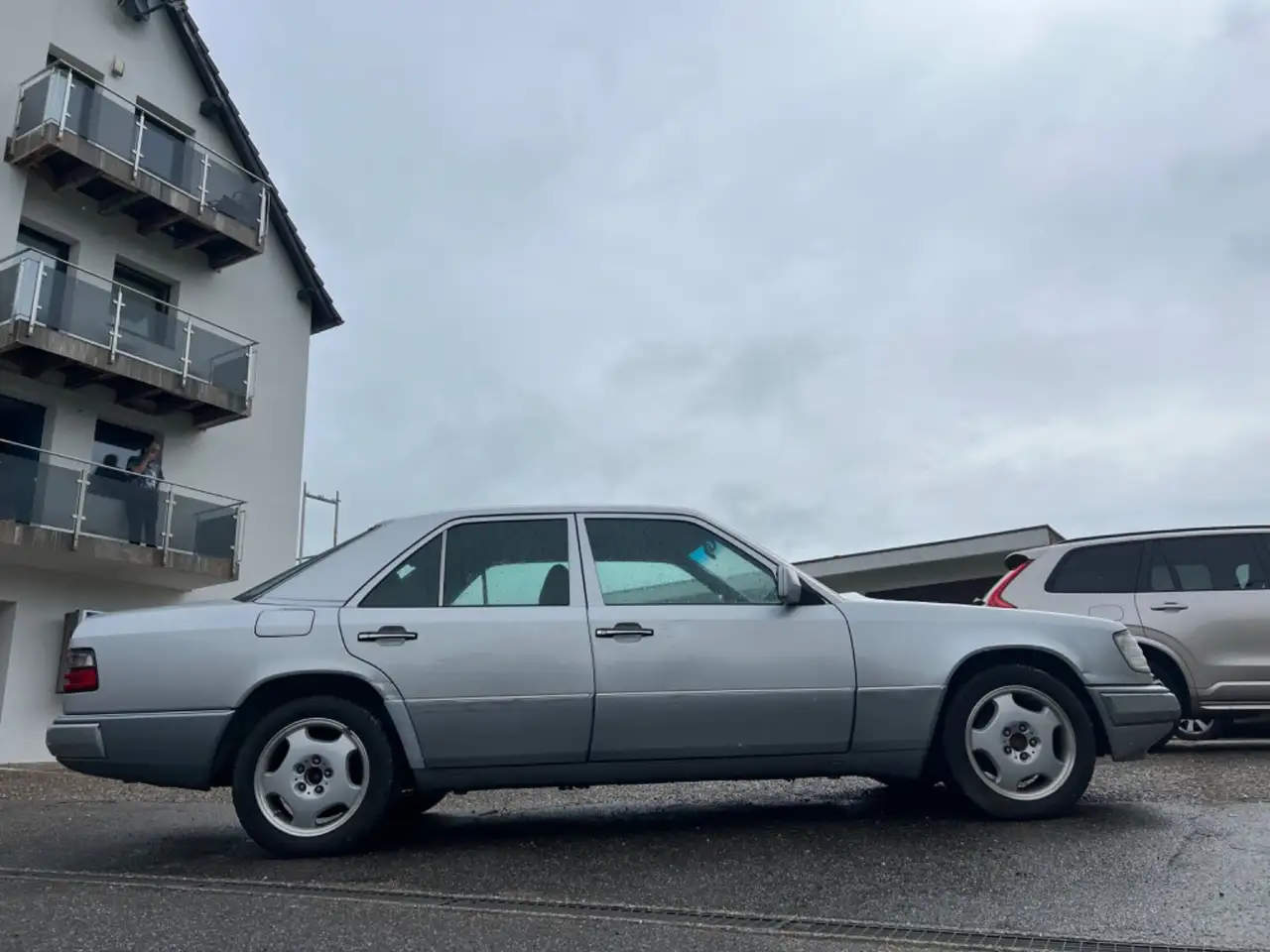 Mercedes-Benz E 300 124 Klima TÜV 03/2026 Automatik SSD AHK, foto 12