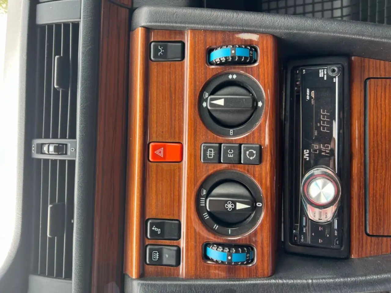 Mercedes-Benz E 300 124 Klima TÜV 03/2026 Automatik SSD AHK, foto 6