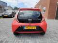 Toyota Aygo 1.0 VVT-i x-play Rood - thumbnail 13