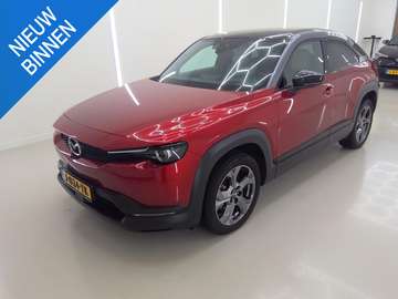 E-SKYACTIV 145 FIRST EDITION 36 KWH I UNIEKE KM-ST