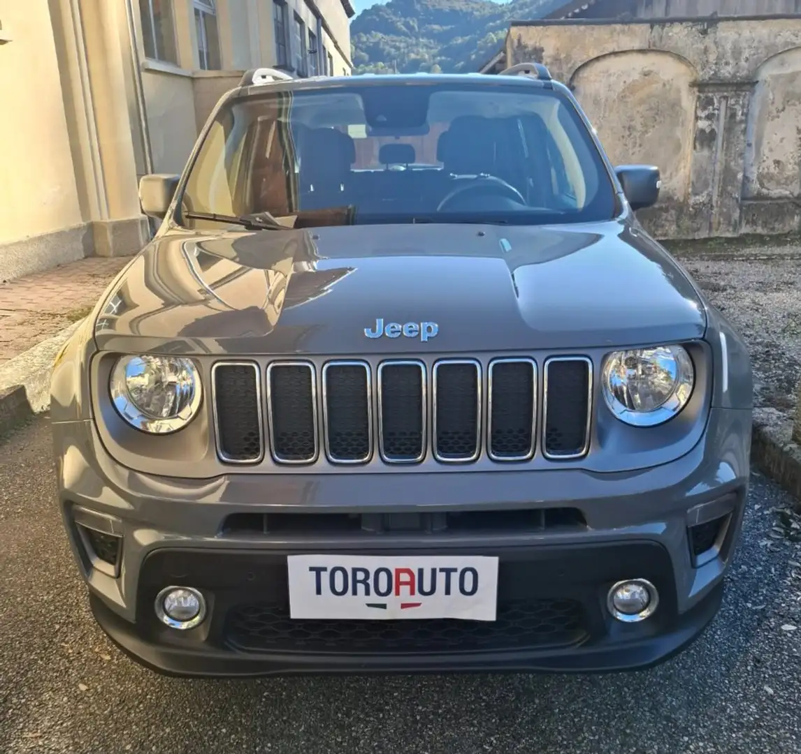 Jeep Renegade 1.6 Mjt 130 CV Limited Gris - 2