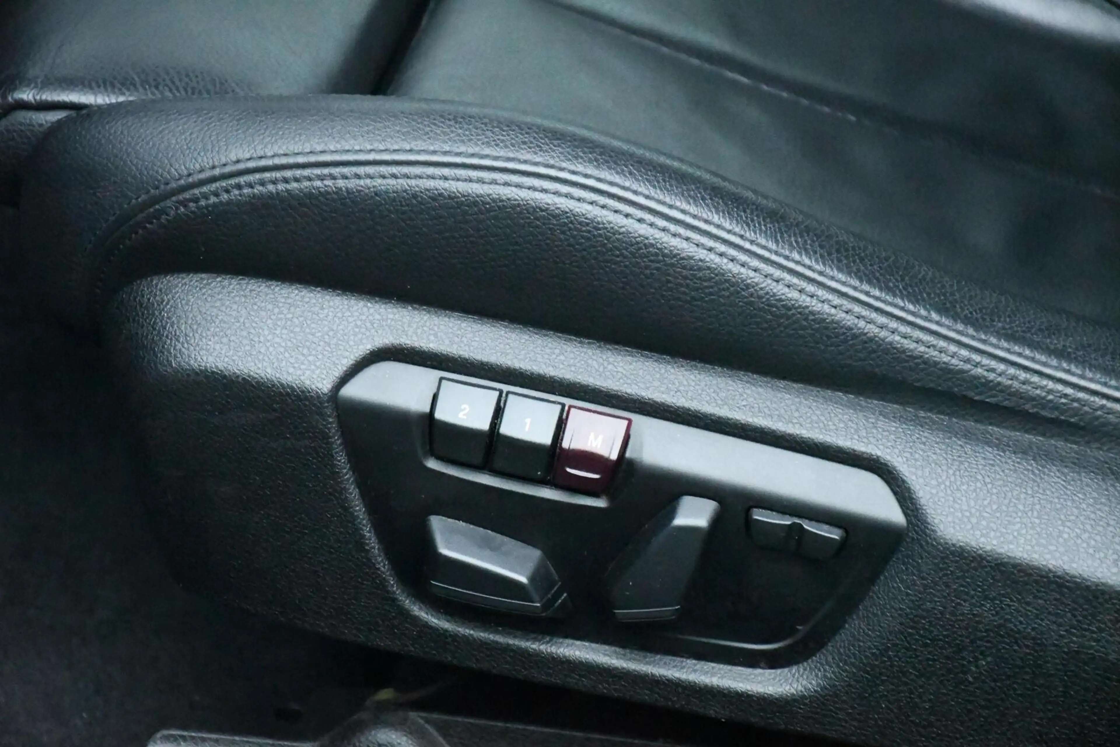 BMW 235 2-serie Coupé M235i High Executive KW Schroefset 4 — photo 34