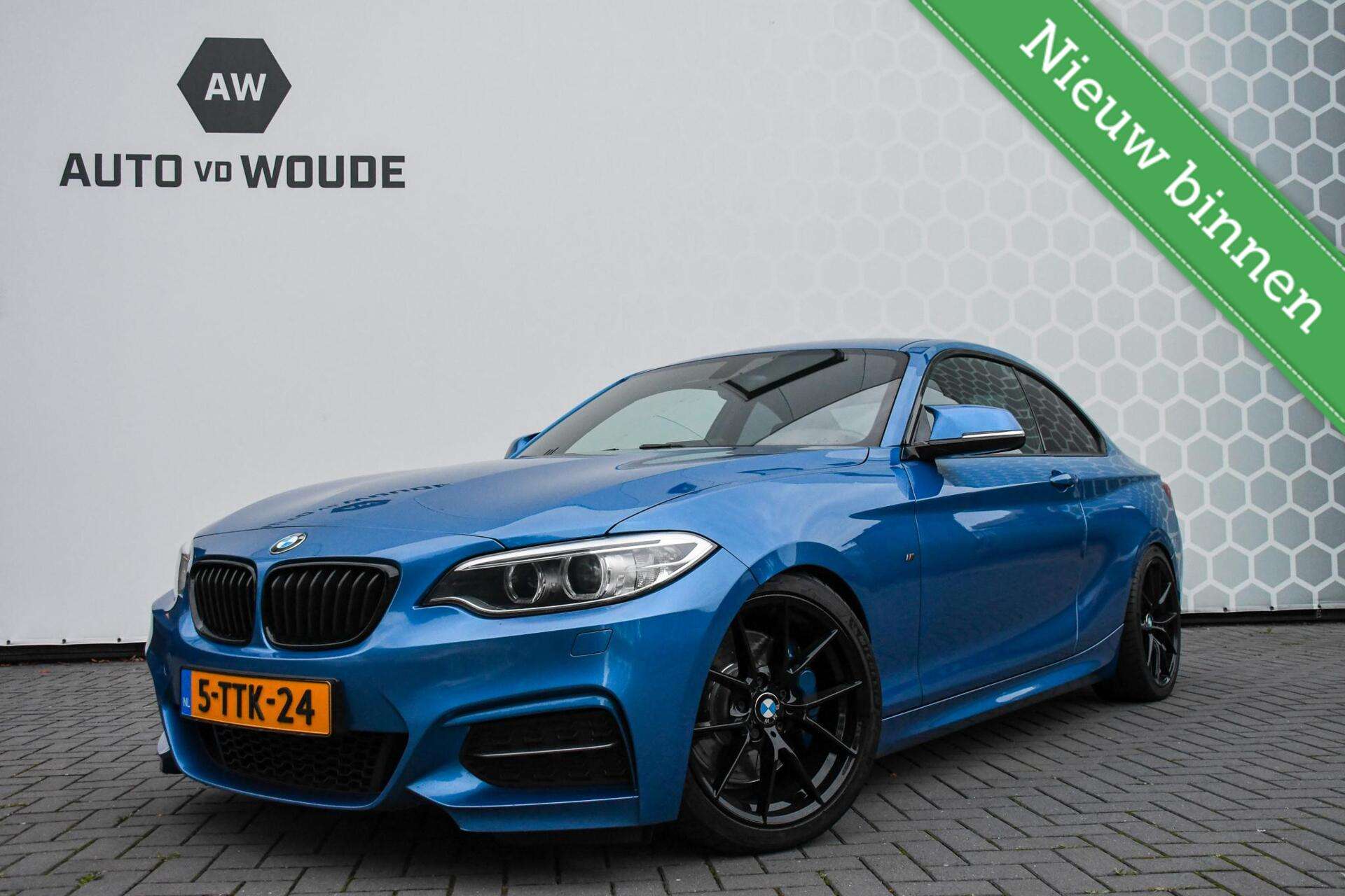 BMW 235