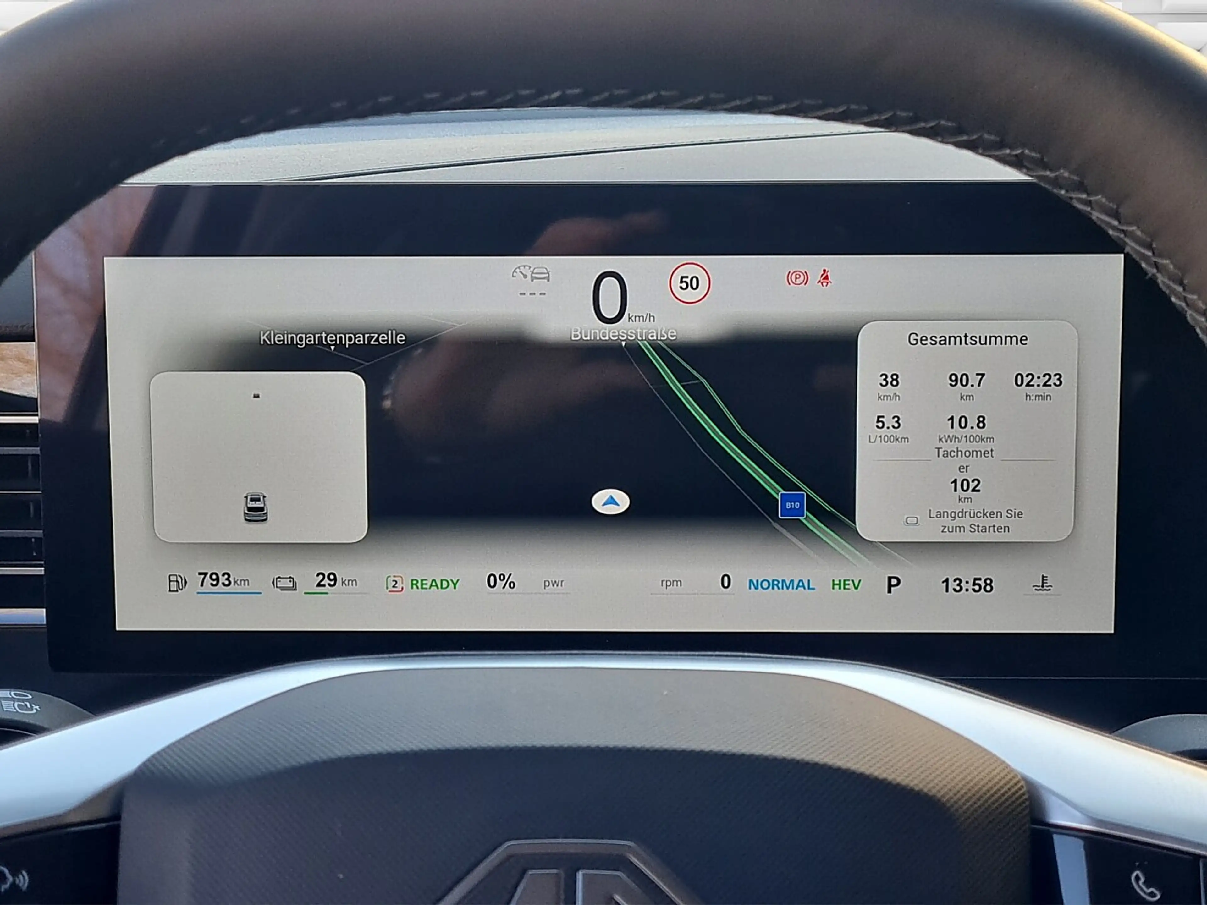 MG HS PHEV+ Luxury — photo 12