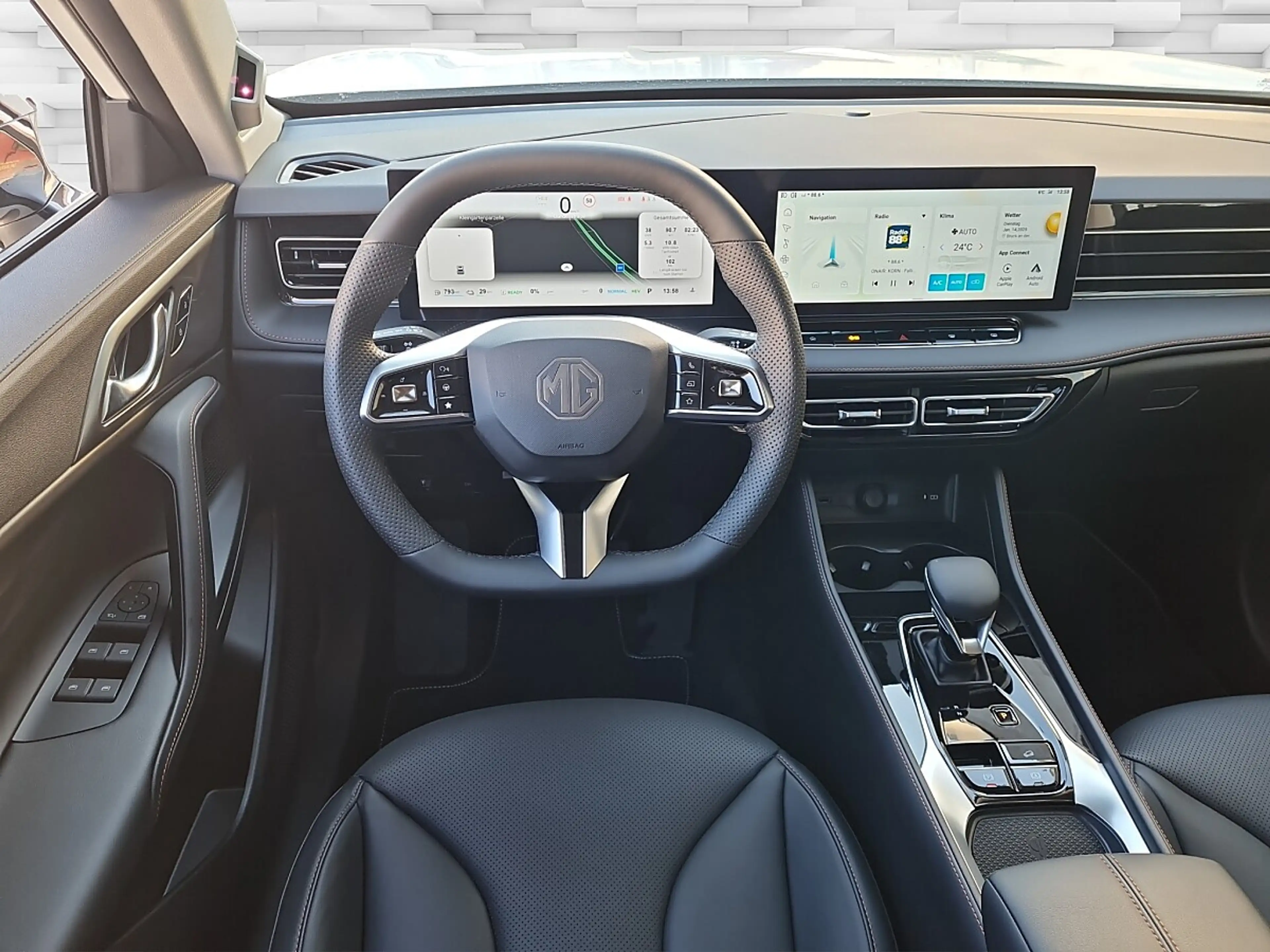 MG HS PHEV+ Luxury — photo 10