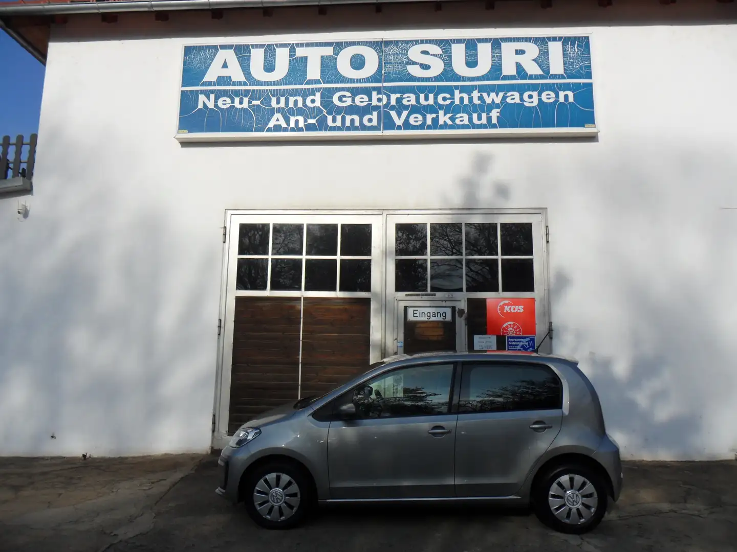 Volkswagen up! Up 5-Türer (BlueMotion Technology) move Gris - 1