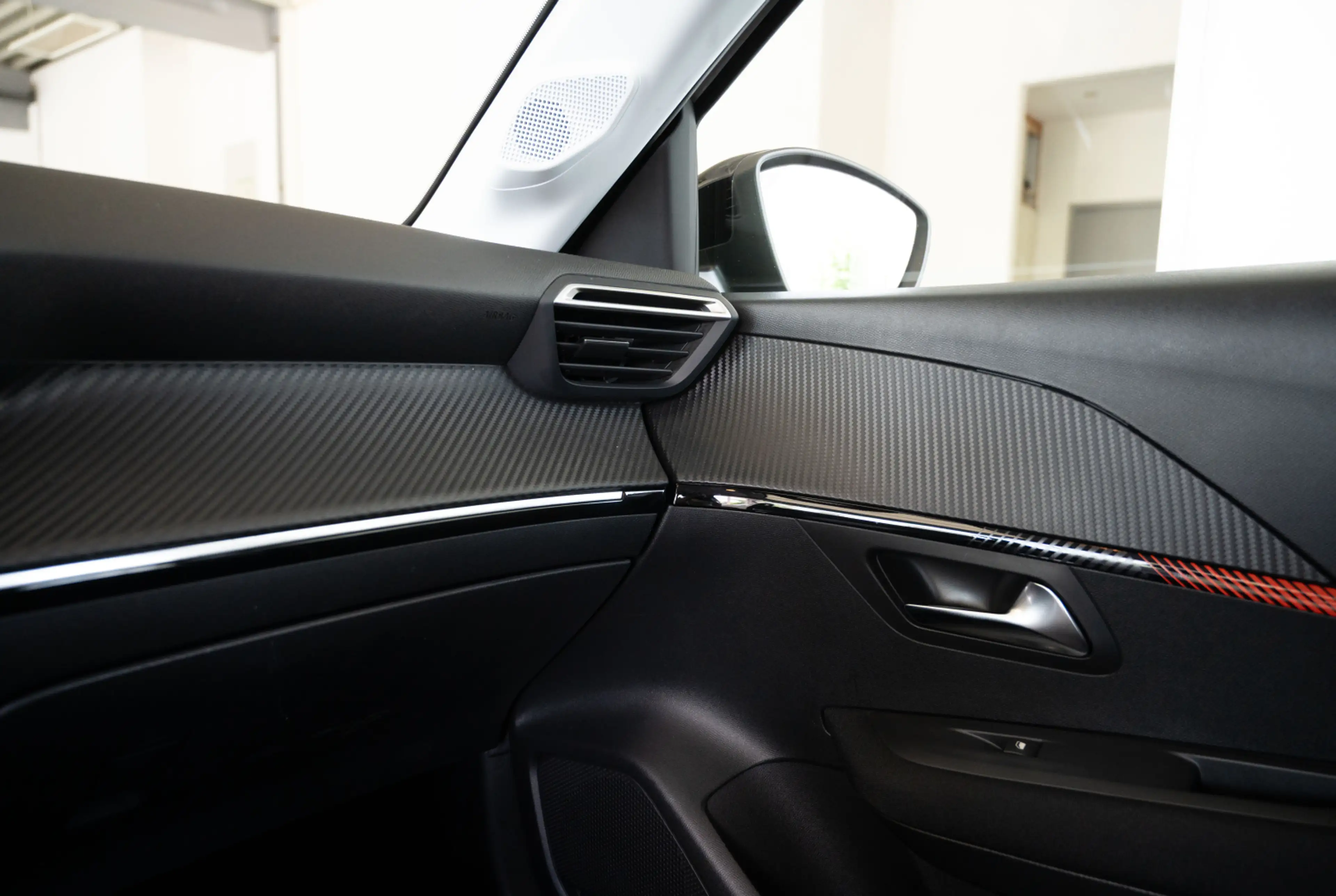 Peugeot 208 Active Pack PureTech 100 *SHZ*MIRROR-SCREEN*DAB* — photo 11