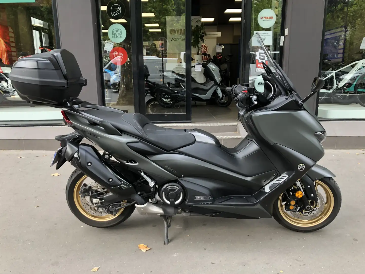 Yamaha TMAX 560 Verde - 2