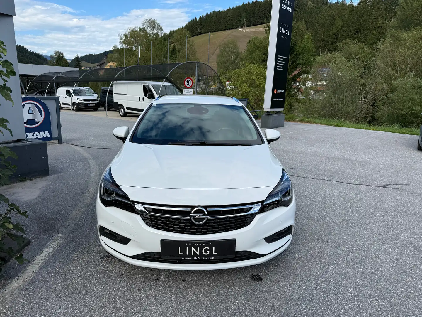 Opel Astra Spors Tourer 1.6 CDTI Innovation *LED* Weiß - 2