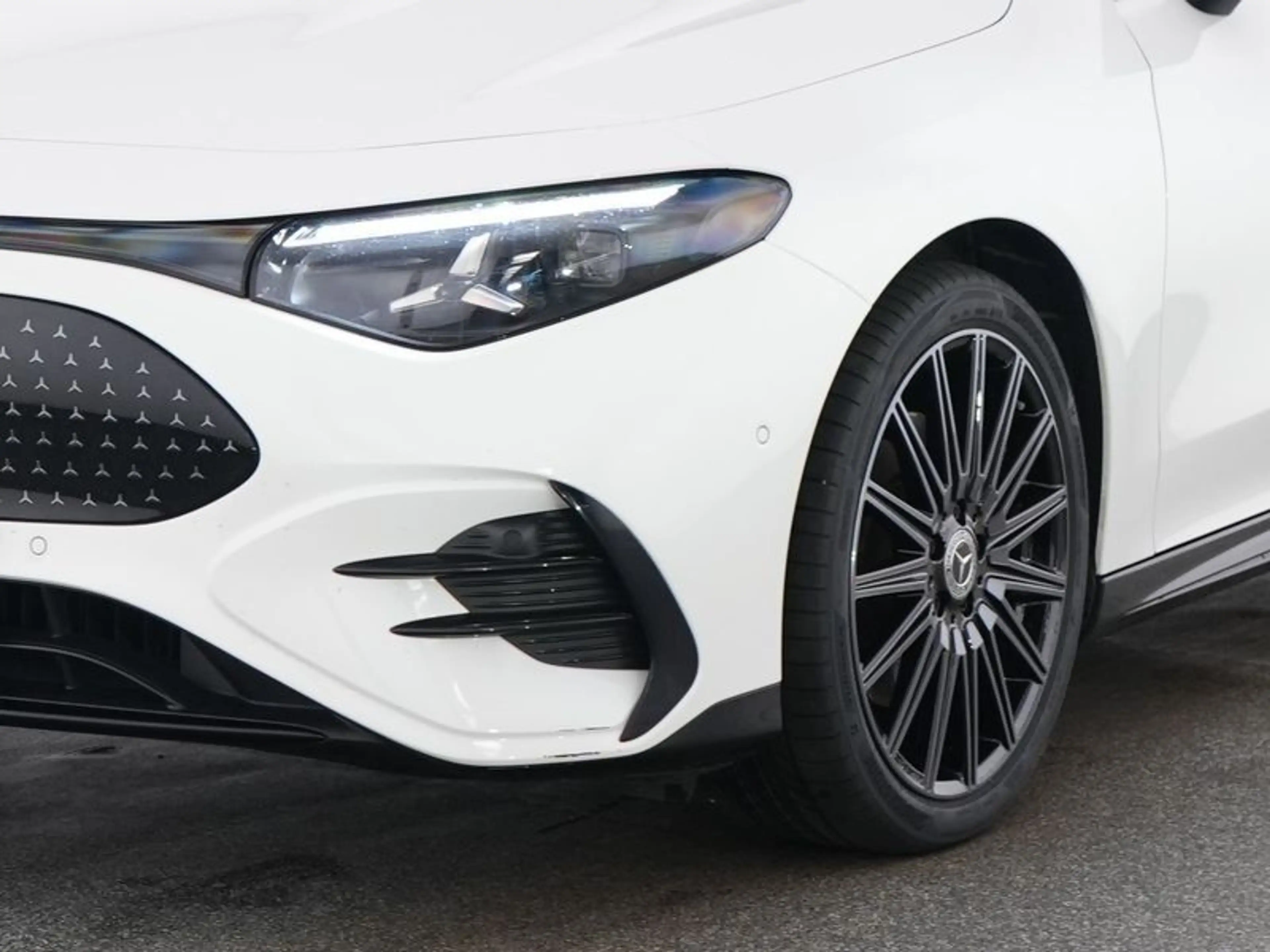 Mercedes-Benz CLA 250 + EQ AMG-PREMIUM+ NIGHT PANO MEMORY DISTR — photo 2