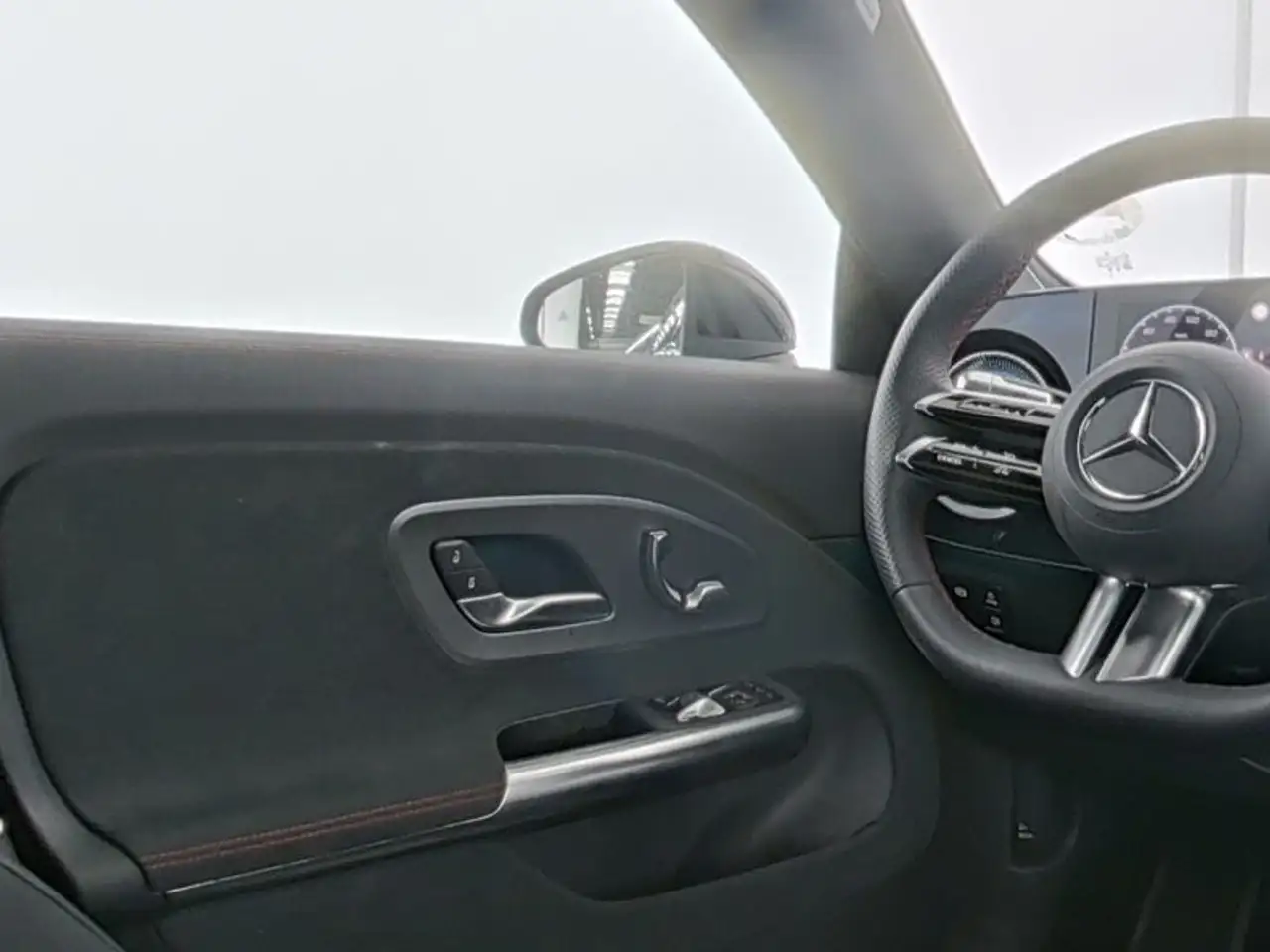 Mercedes-Benz CLA + EQ AMG-Line+ PREMIUM NIGHT PANO MEMORY, миниатюра 9