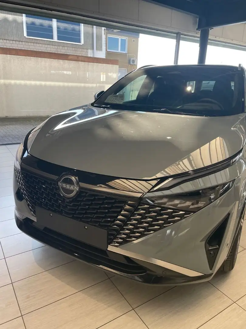 Nissan Qashqai Tekna+ e-Power Grau - 2