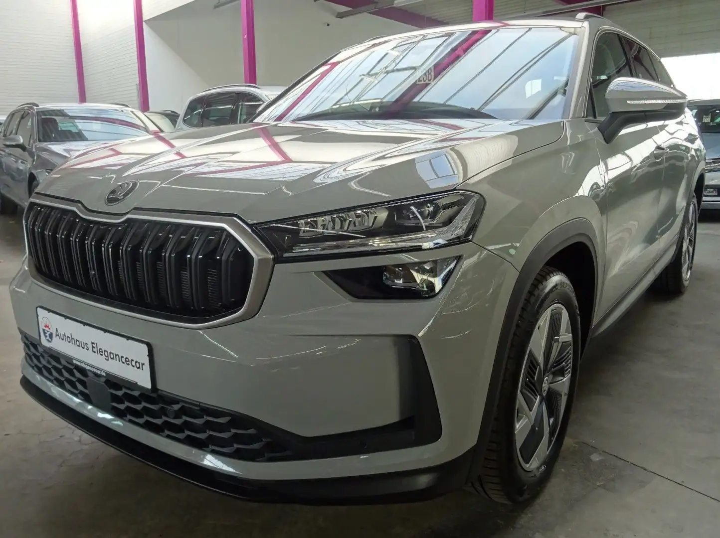 Skoda Kodiaq KODIAQ 2.0 TDI 4x4*AHK*ACC*HUD*KEY*CAM*ASSISTENT Grau - 1