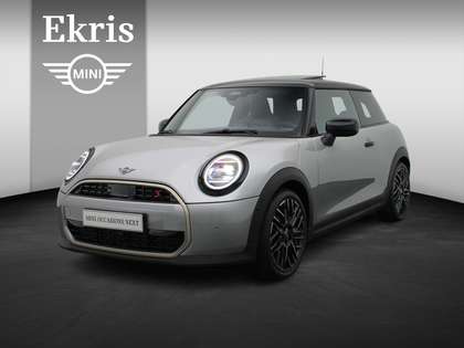 MINI Cooper S 3-Deurs Favoured Trim + Pakket M