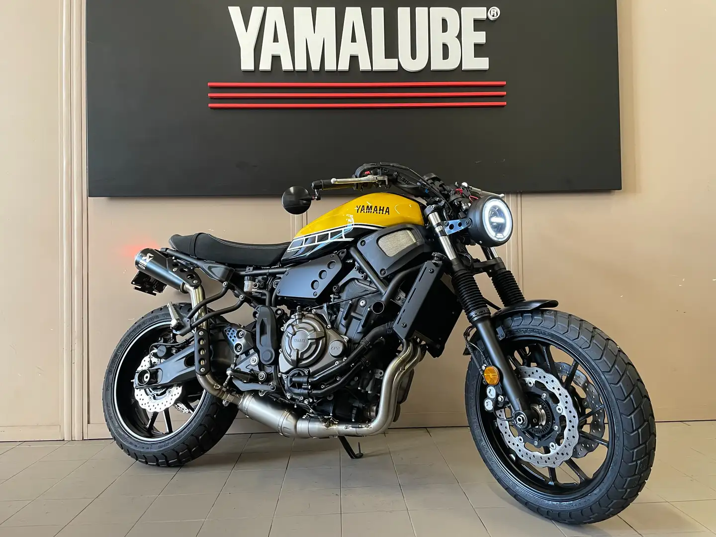 Yamaha XSR 700 60Th Anniversary Giallo - 1
