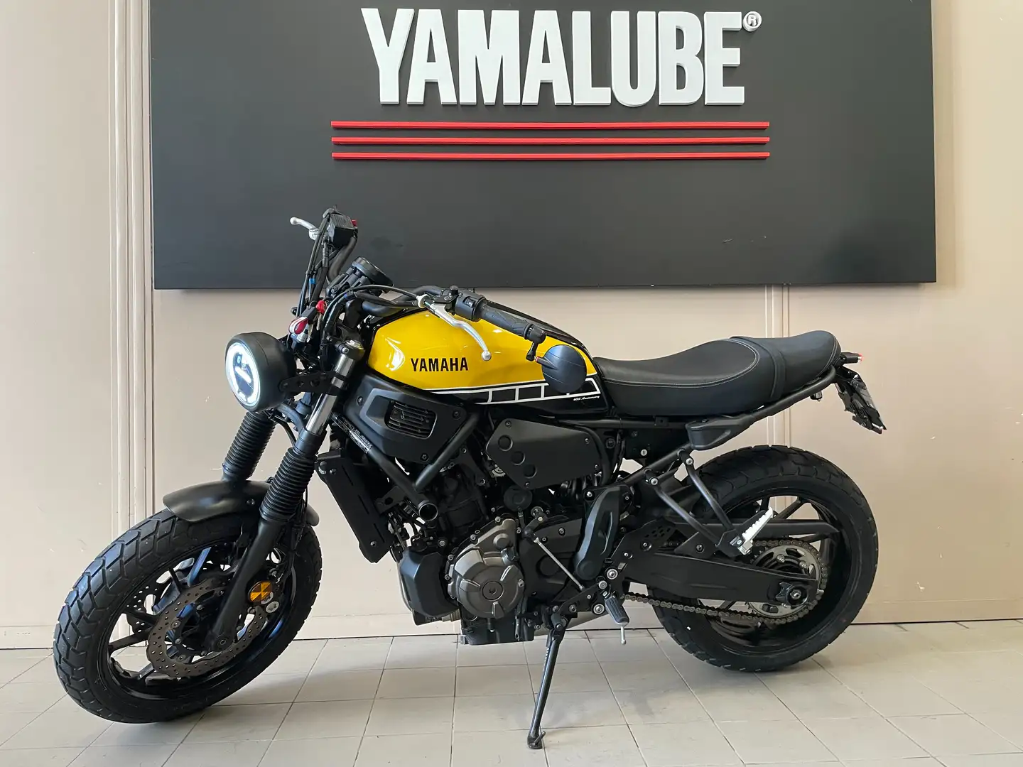 Yamaha XSR 700 60Th Anniversary Giallo - 2