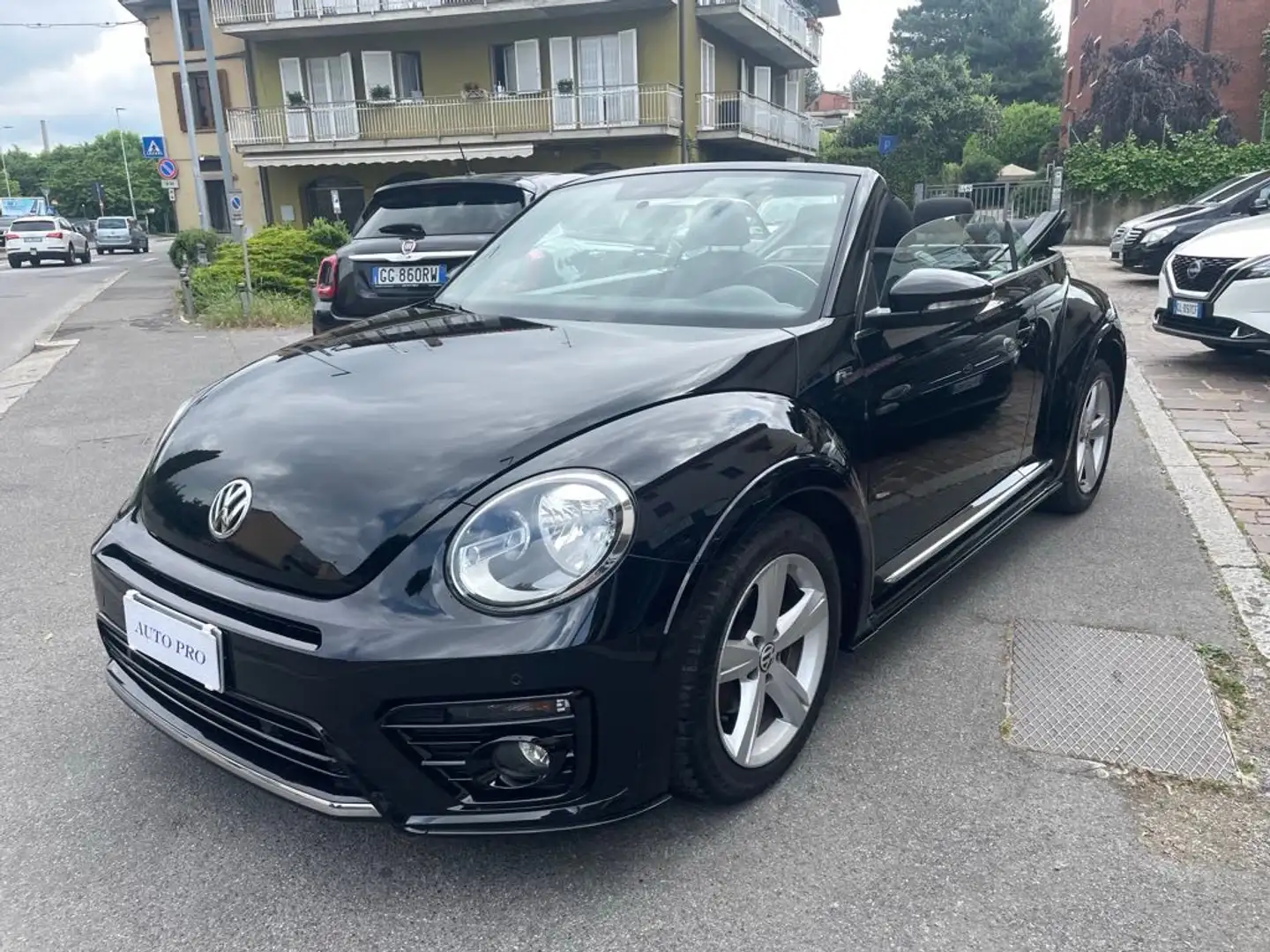 Volkswagen Maggiolino Cabrio 1.4 R-LINE 150cv SUPER PROMO Negru - 2