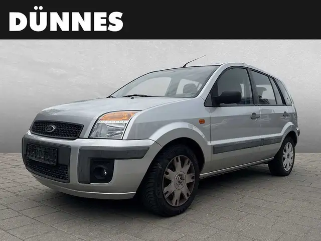 2006 Ford Fusion in Silver for sale
