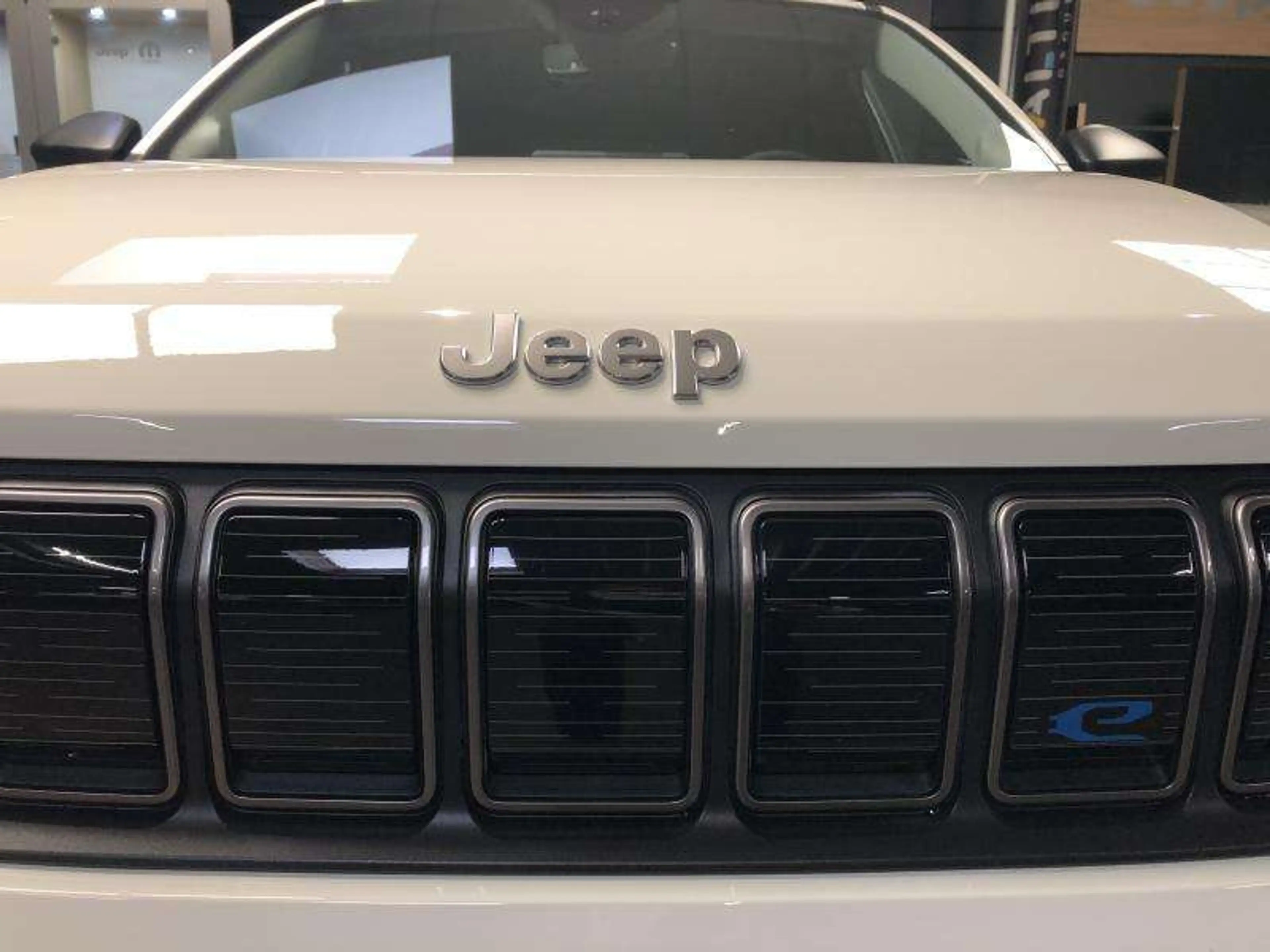 Jeep Avenger LONGITUDE ** dispo en 48 heures ** — photo 11