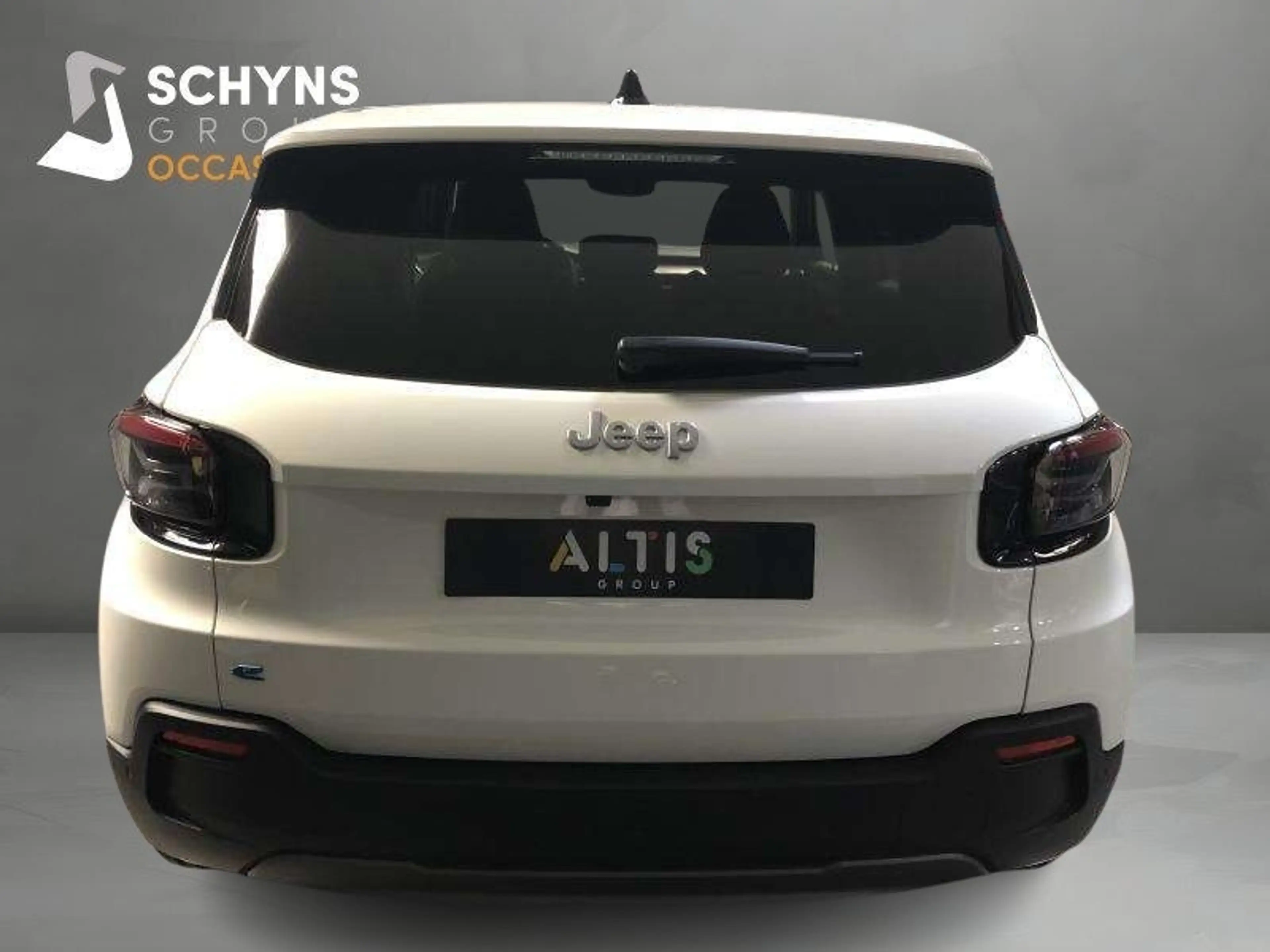 Jeep Avenger LONGITUDE ** dispo en 48 heures ** — photo 3