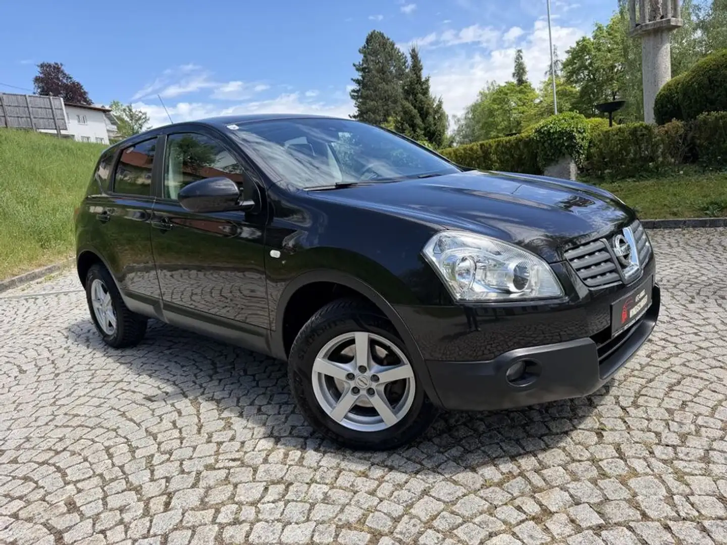 Nissan Qashqai Visia KLIMA TEMPOMAT PANO Schwarz - 2