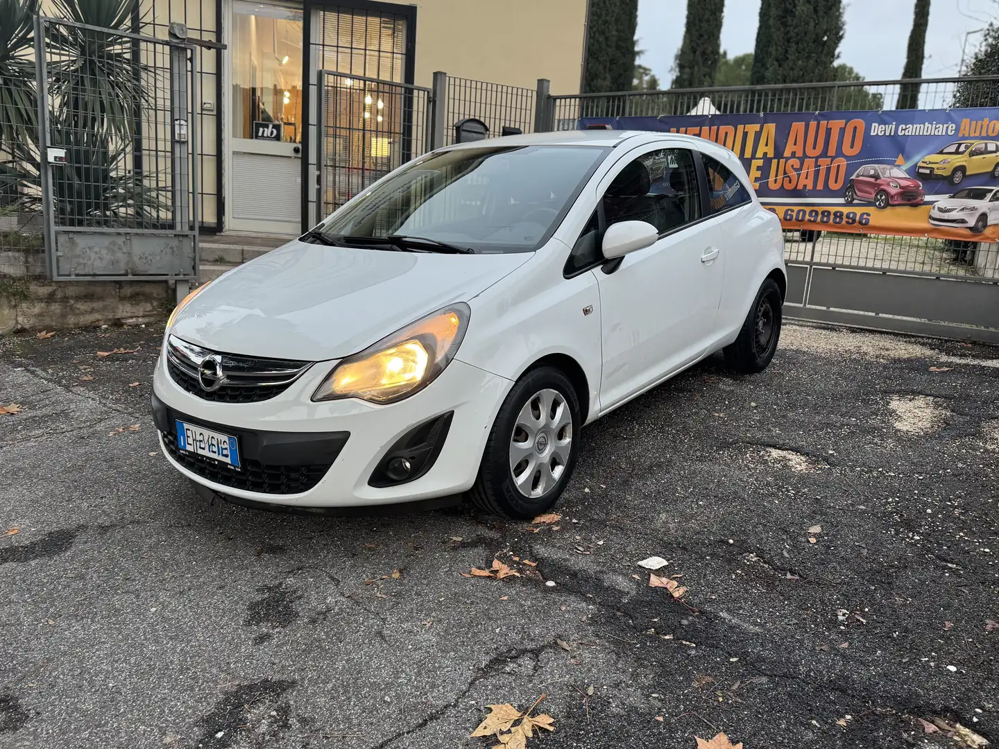 Opel Corsa 3p 1.2 Club Gpl-tech 85cv - 1