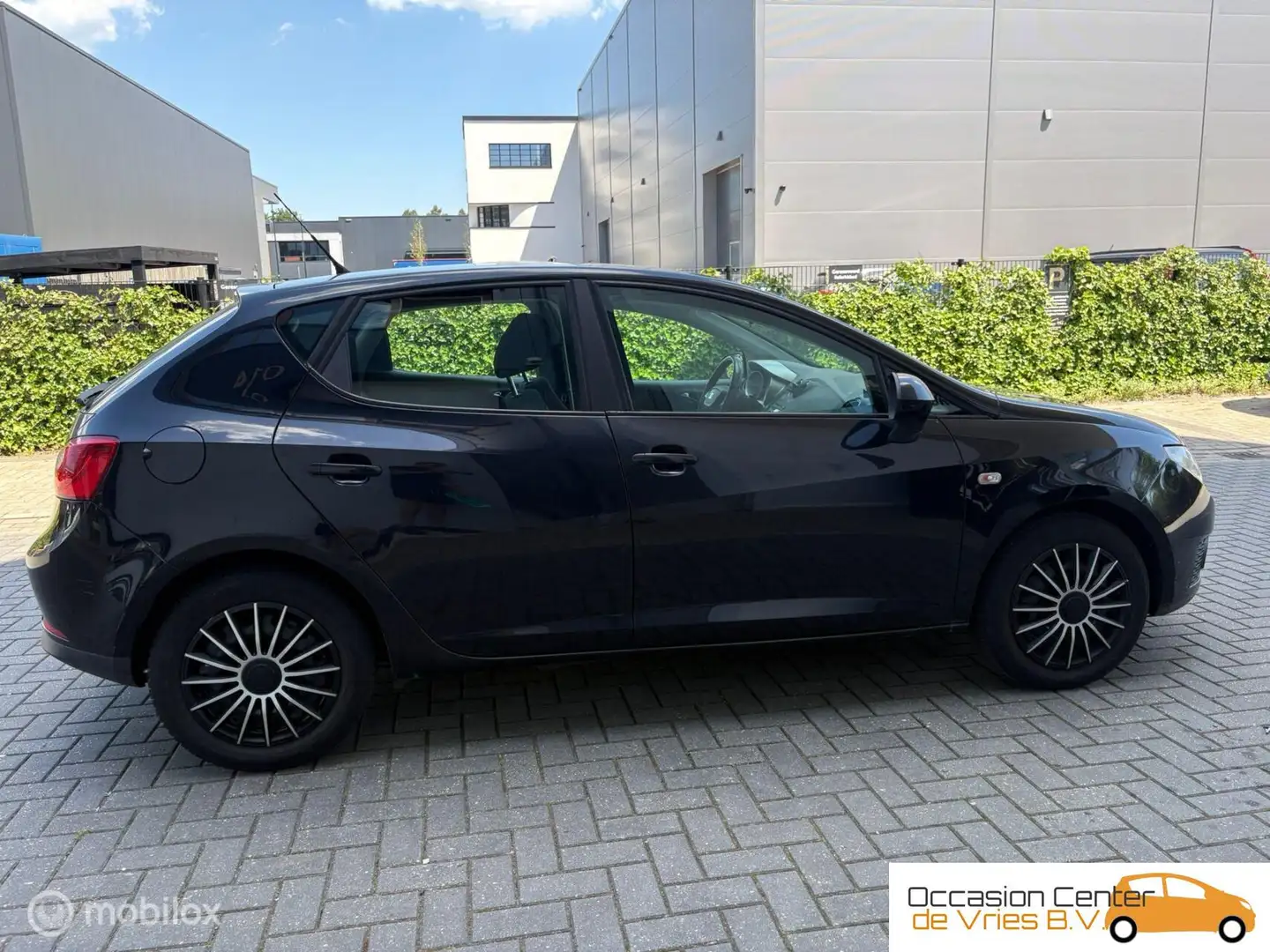 SEAT Ibiza 1.4 5-deurs Airco Cruise Bluetooth Elektr Pakket Zwart - 2