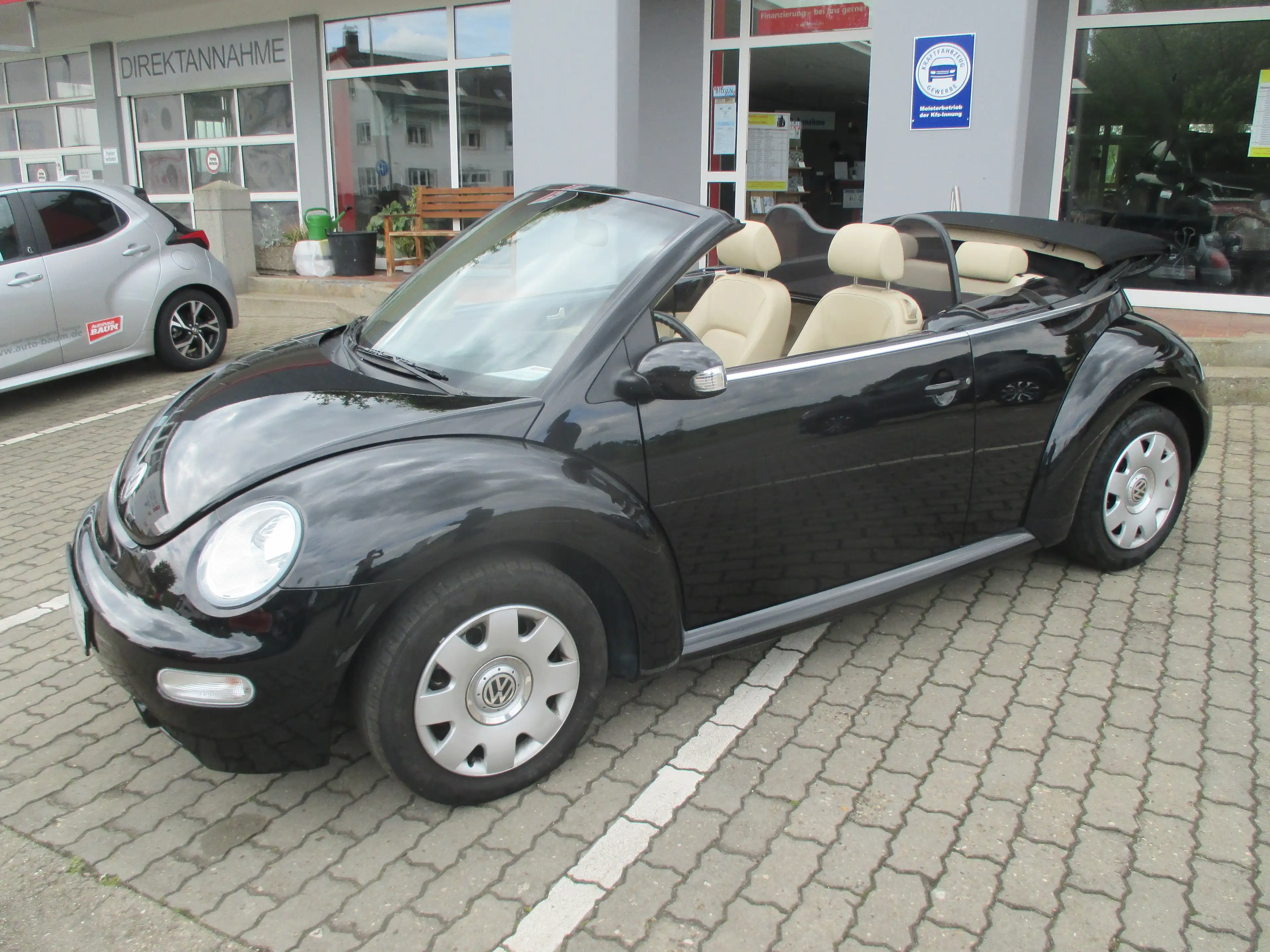 Volkswagen New Beetle Cabriolet 2.0i  "Unikat""