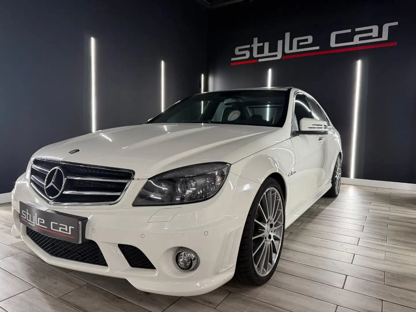Mercedes-Benz C 63 AMG Aut. Blanco - 1