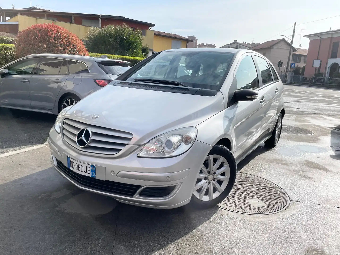 Mercedes-Benz B 170 Classe B benzina CAMBIO AUTOMATICO Silber - 1