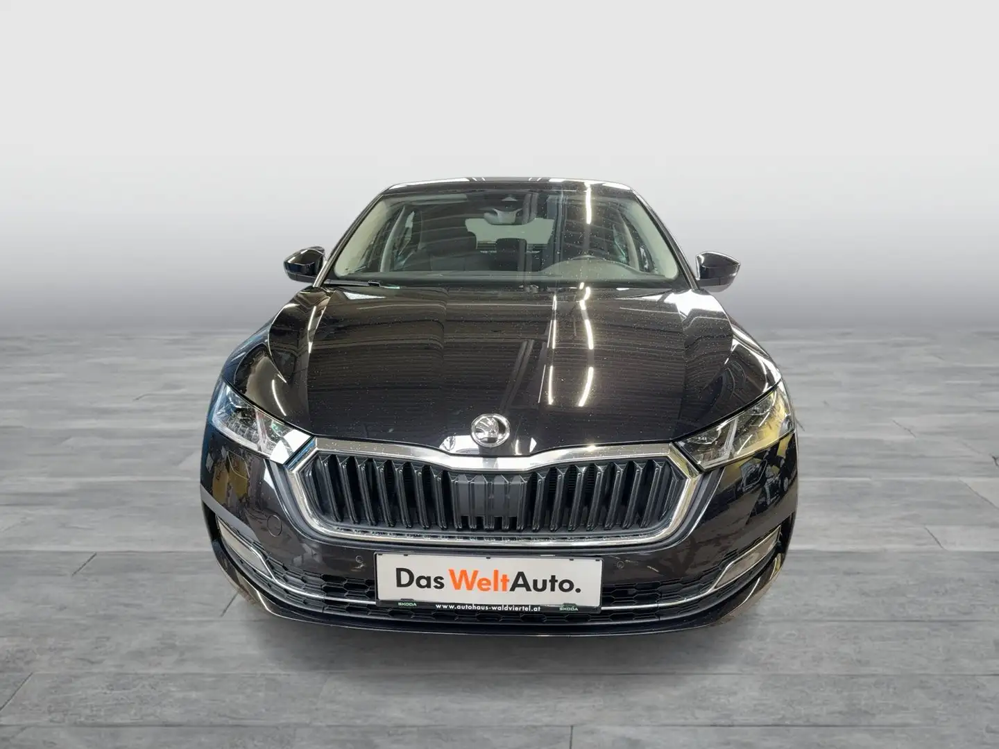 Skoda Octavia Style TDI DSG Schwarz - 2